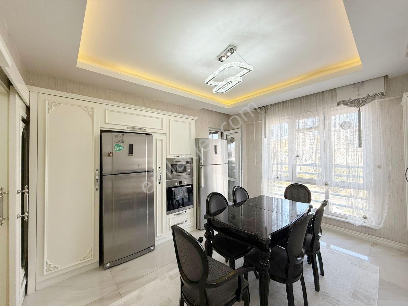 Fıstıklık'ta Bölgenin Gözdesi Ön Cephe Masrafsız Ultra Lüx 3+1 - Görsel 5