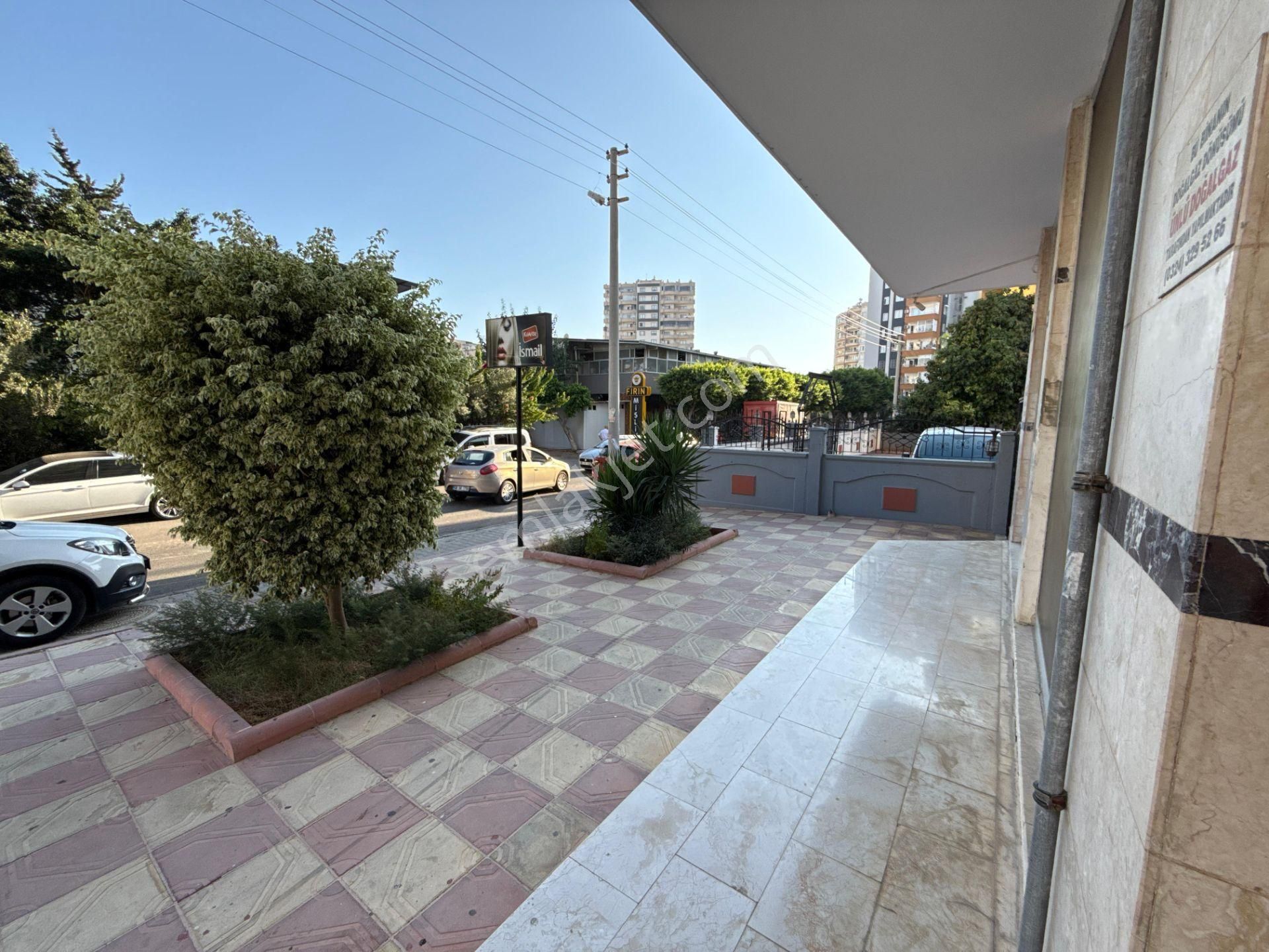 Bolkar Emlaktan Hürriyette 70 M² Cadde Cepheli Satılık Dükkan - Görsel 12
