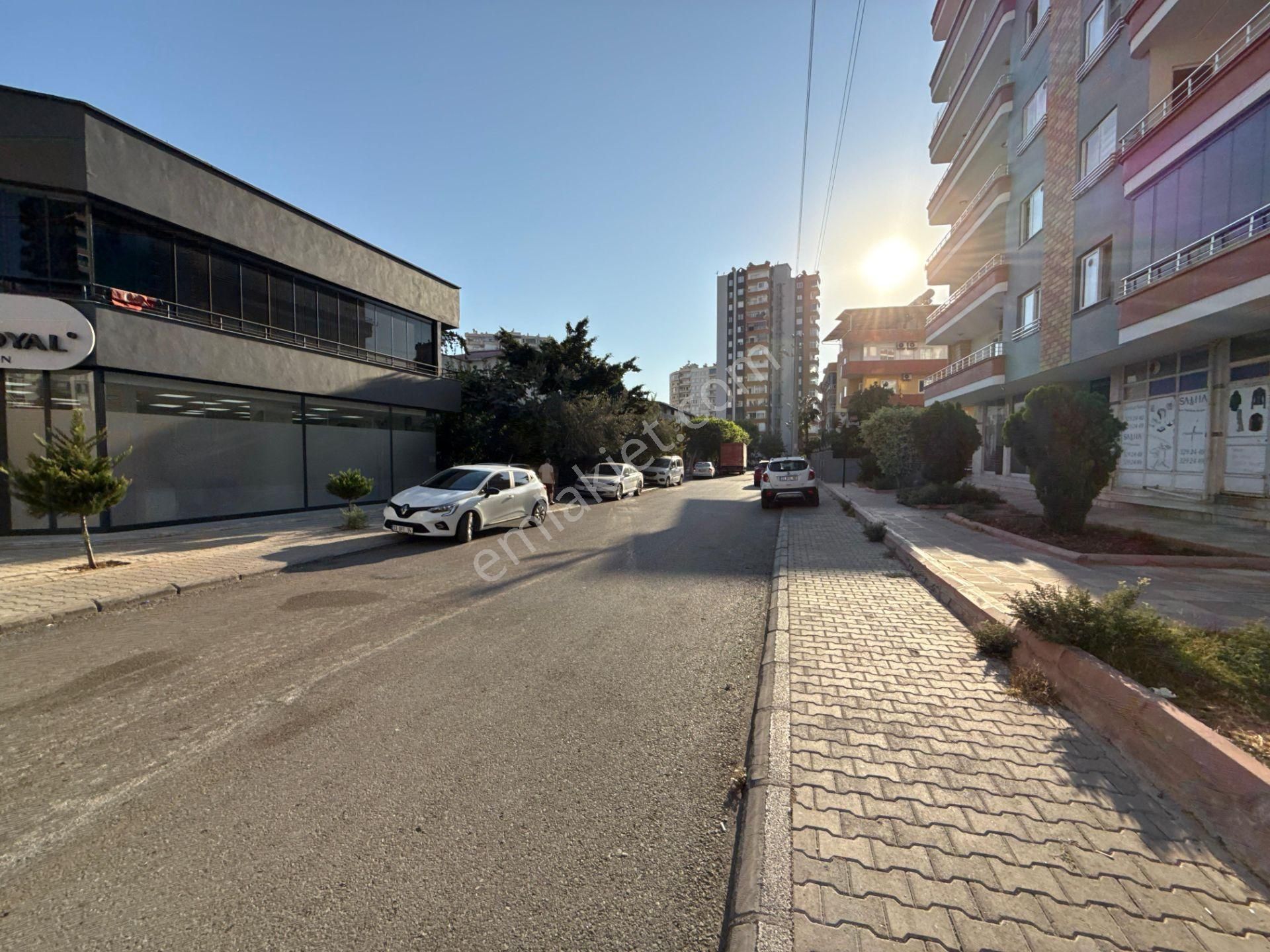 Bolkar Emlaktan Hürriyette 70 M² Cadde Cepheli Satılık Dükkan - Görsel 13