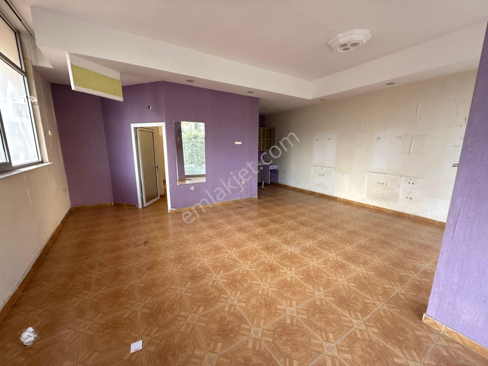 Bolkar Emlaktan Hürriyette 70 M² Cadde Cepheli Satılık Dükkan - Görsel 18