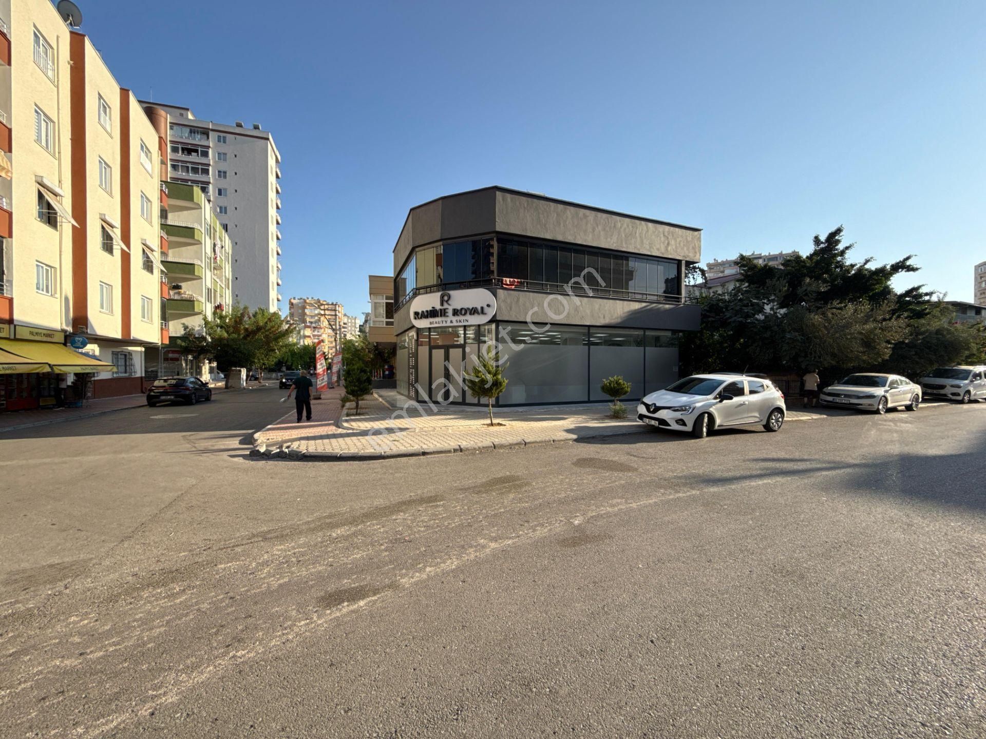 Bolkar Emlaktan Hürriyette 70 M² Cadde Cepheli Satılık Dükkan - Görsel 14