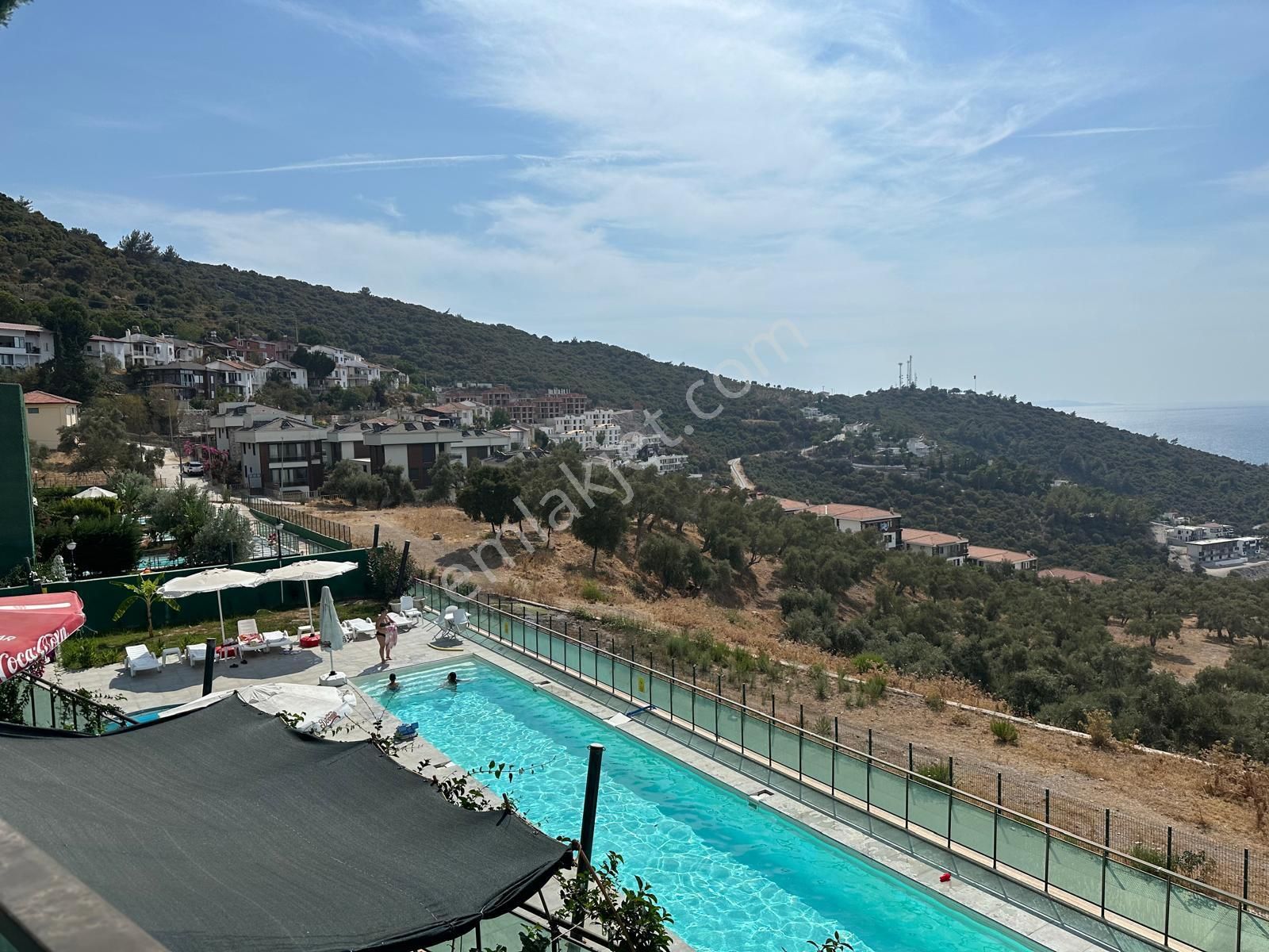 Eşsiz Manzarasıyla Havuzlu Sitede 3+1 Bahçe Katı Dubleks Daire - Görsel 8