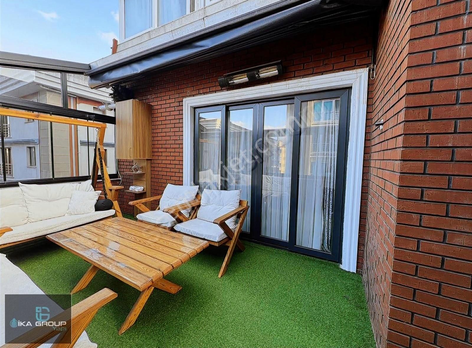 Site İçerisinde Metrobüse 2dk 2+1 170 M2 Teraslı Lüks Daire - Görsel 25