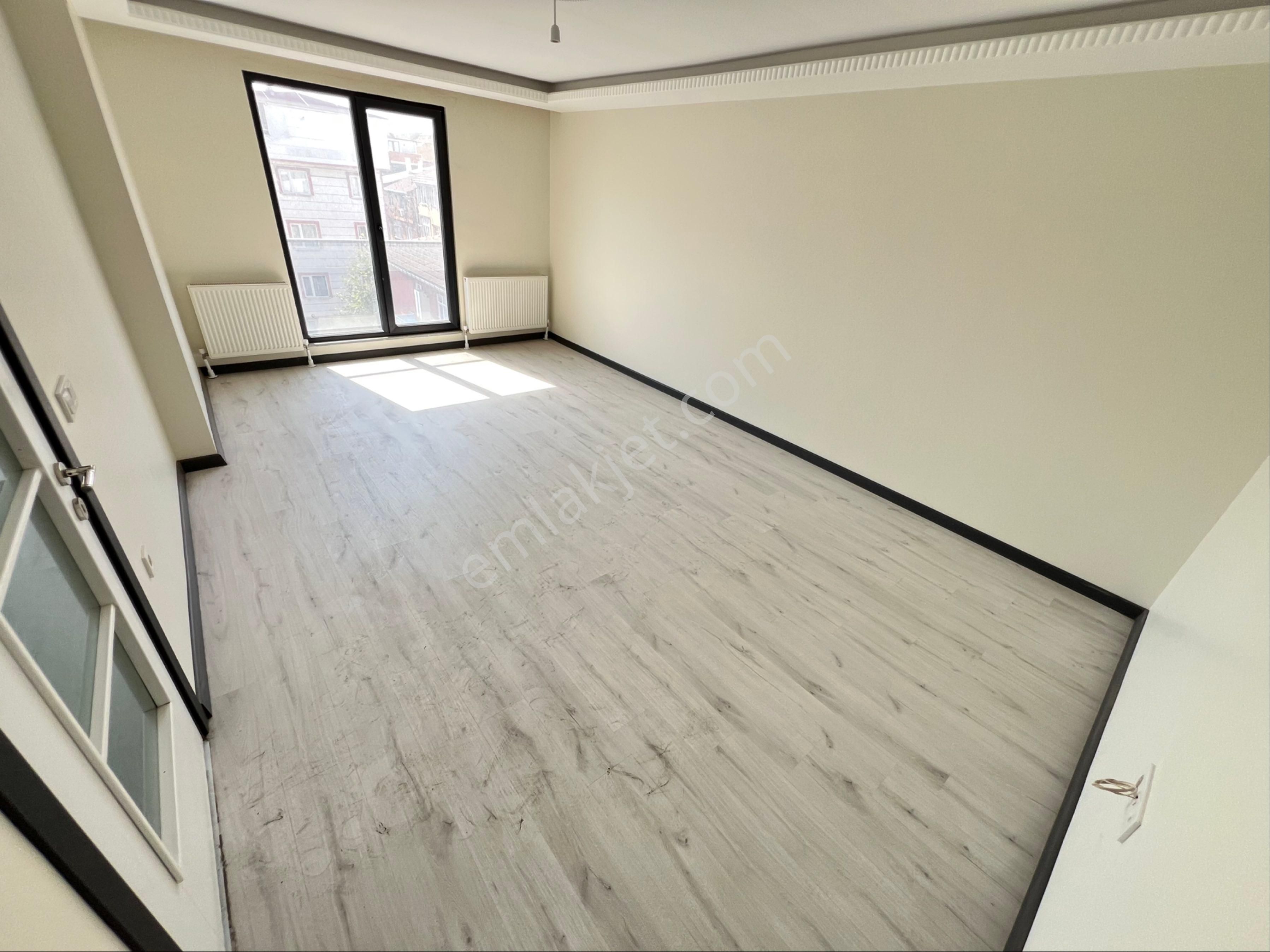 Vizyon Emlak'tan Emek Mahallesi 5+1 Sıfır Önü Açık Lüks Çatı Dubleks - Görsel 2