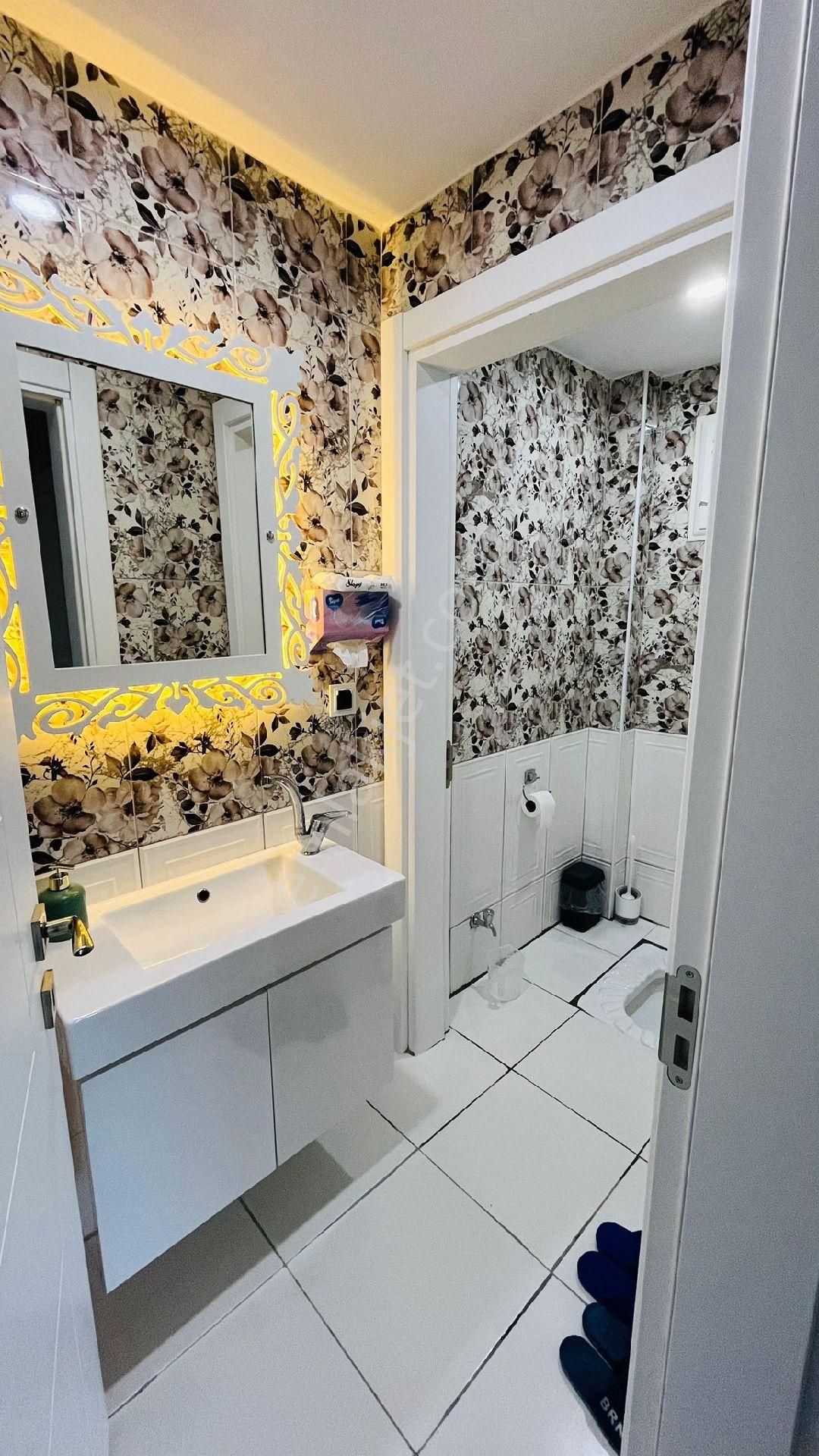 Uca'dan Petunya Sitesin De 3+1 Garajlı Satılık Daire! - Görsel 13