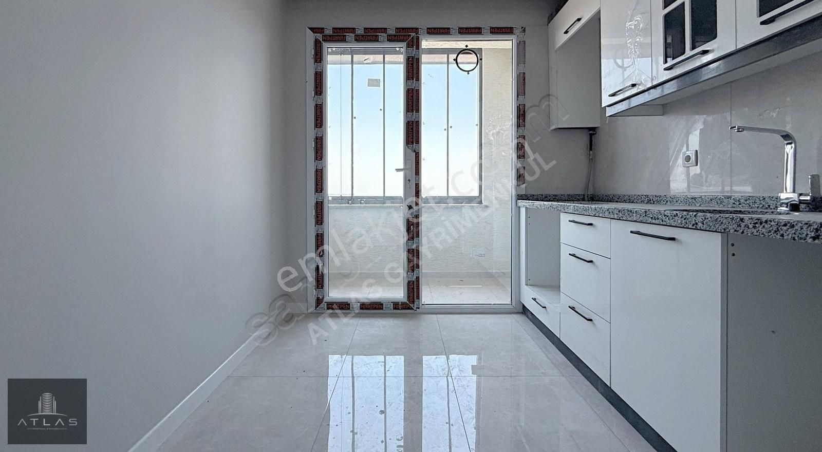 Atlas'tan, Sıfır, 3+1, 115m2, 8.kat, E.banyolu, K.otoparklı, Lüx - Görsel 9
