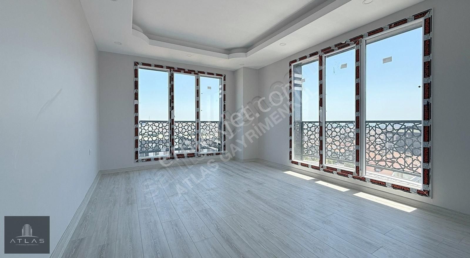Atlas'tan, Sıfır, 3+1, 115m2, 8.kat, E.banyolu, K.otoparklı, Lüx - Görsel 2