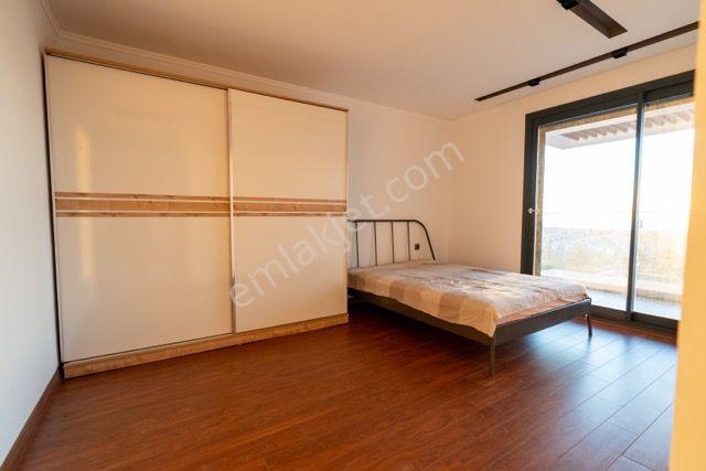 Kuşadası Karaovada Emsaline Az Rastlanan Full Manzaralı Villa - Görsel 35