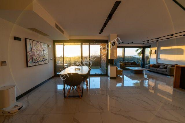 Kuşadası Karaovada Emsaline Az Rastlanan Full Manzaralı Villa - Görsel 18