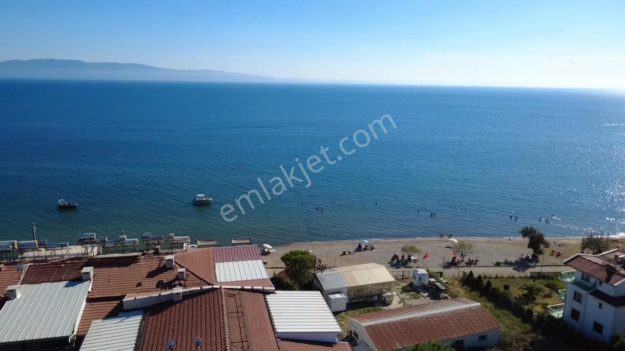 Armutlu Doğa Evlerinde Denize Yürüme Mesafesinde 3+1 Daire