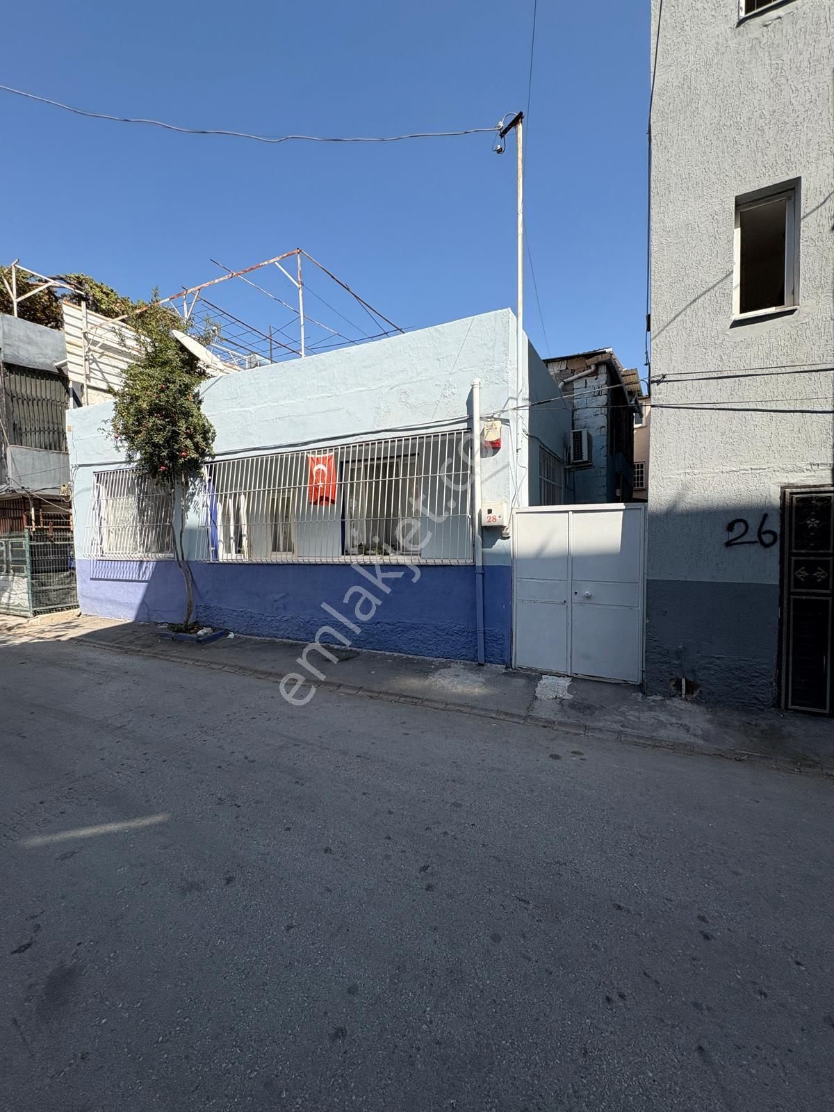 Demetevler Mahallesi'nde Tek Katlı Satılık Müstakil Ev - Görsel 2