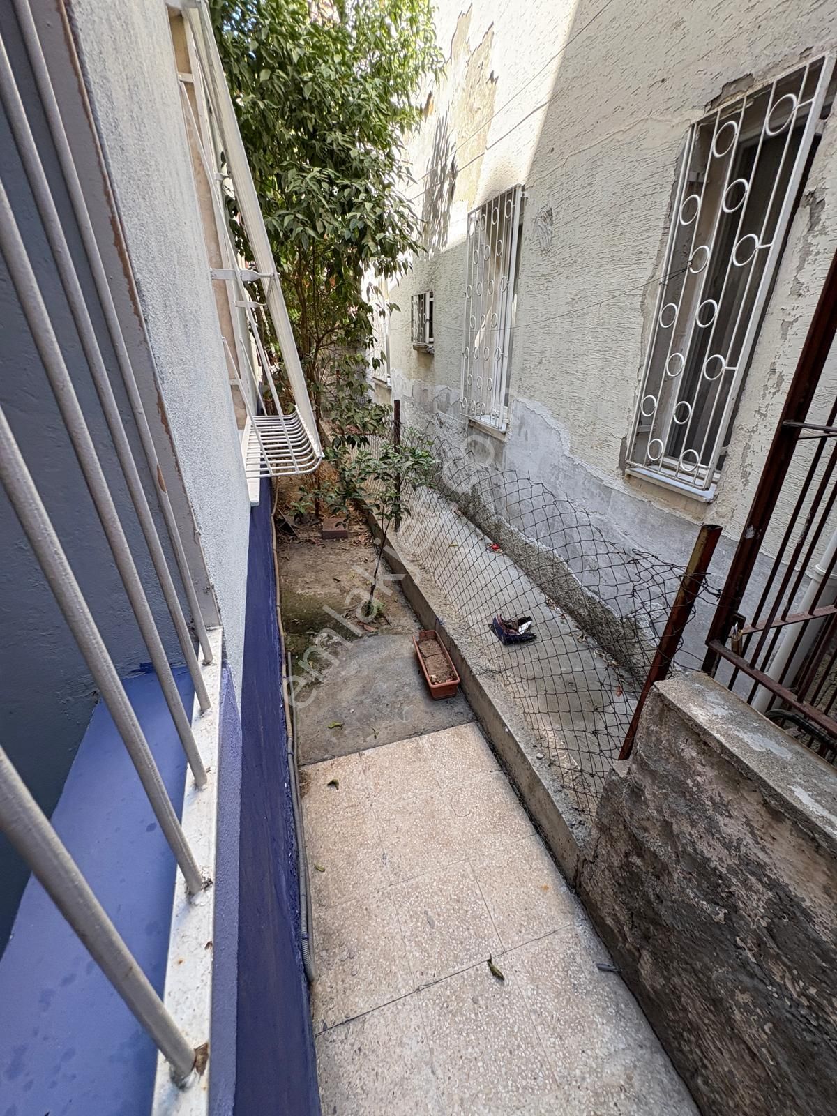 Demetevler Mahallesi'nde Tek Katlı Satılık Müstakil Ev - Görsel 21