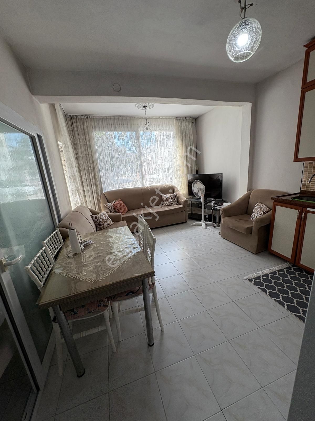 Demetevler Mahallesi'nde Tek Katlı Satılık Müstakil Ev - Görsel 9