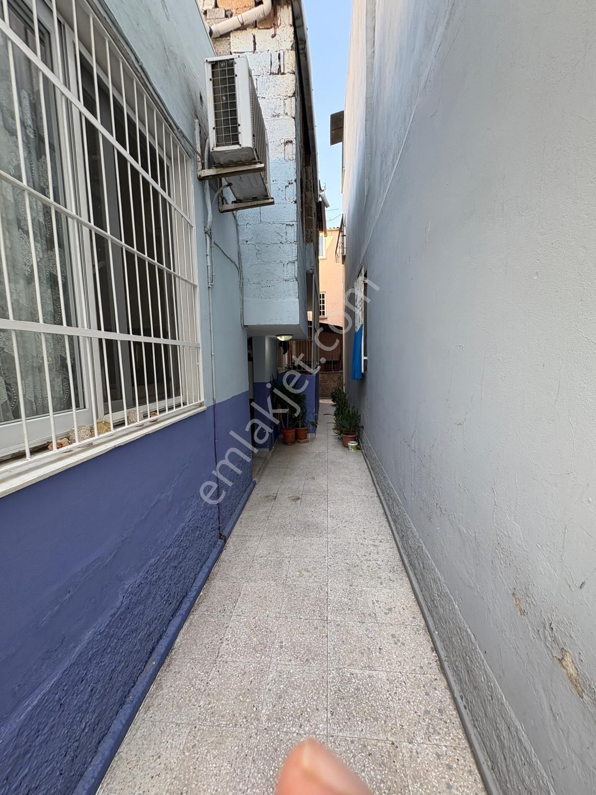 Demetevler Mahallesi'nde Tek Katlı Satılık Müstakil Ev - Görsel 17