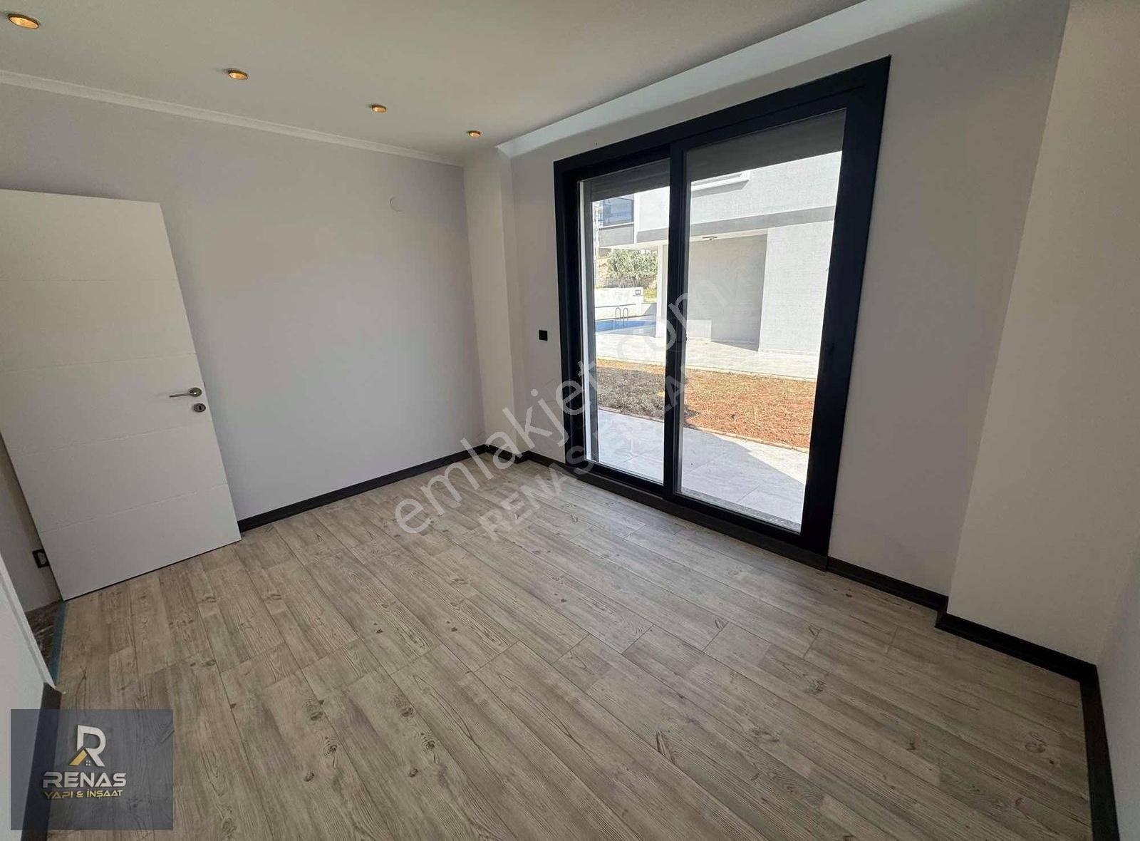 Didim Akbük'te Yerinizi Alın Satılık 4+1 Havuzlu Geniş Villa - Görsel 3