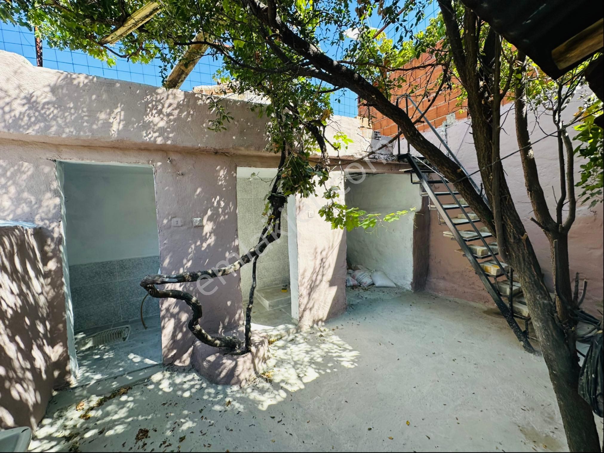 Tire Satılık Müstakil Ev 100 M2 İçi Komple Yenilendi - Görsel 14