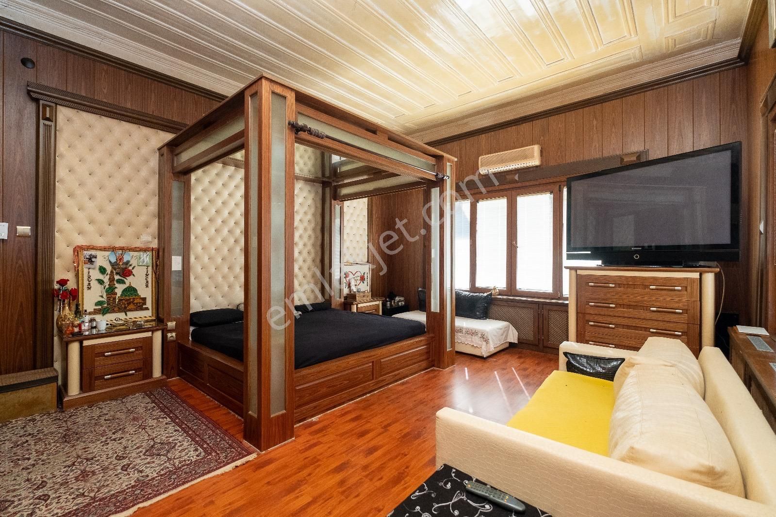 Büyük Ada'da Satılık Köşk - Görsel 12