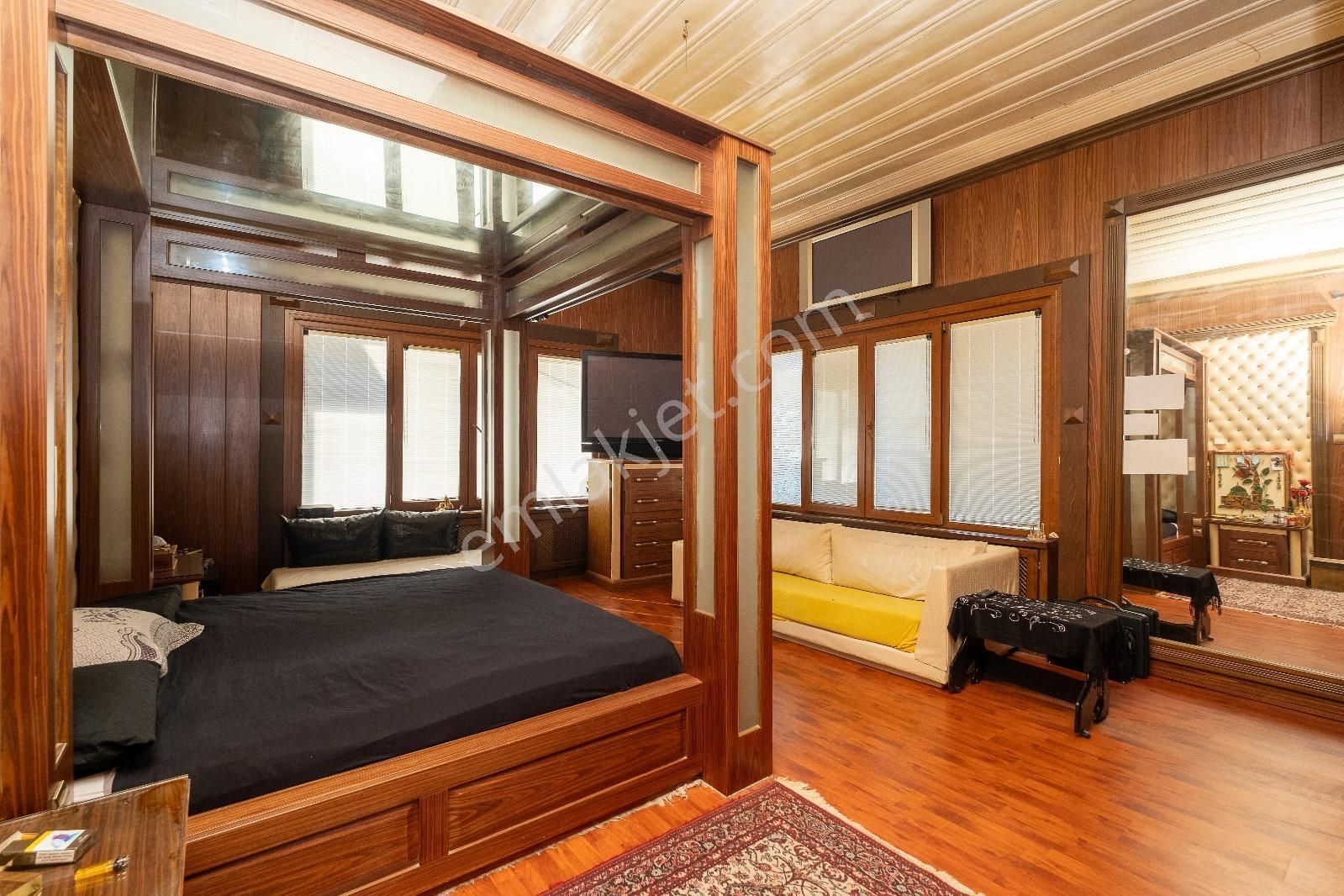 Büyük Ada'da Satılık Köşk - Görsel 18