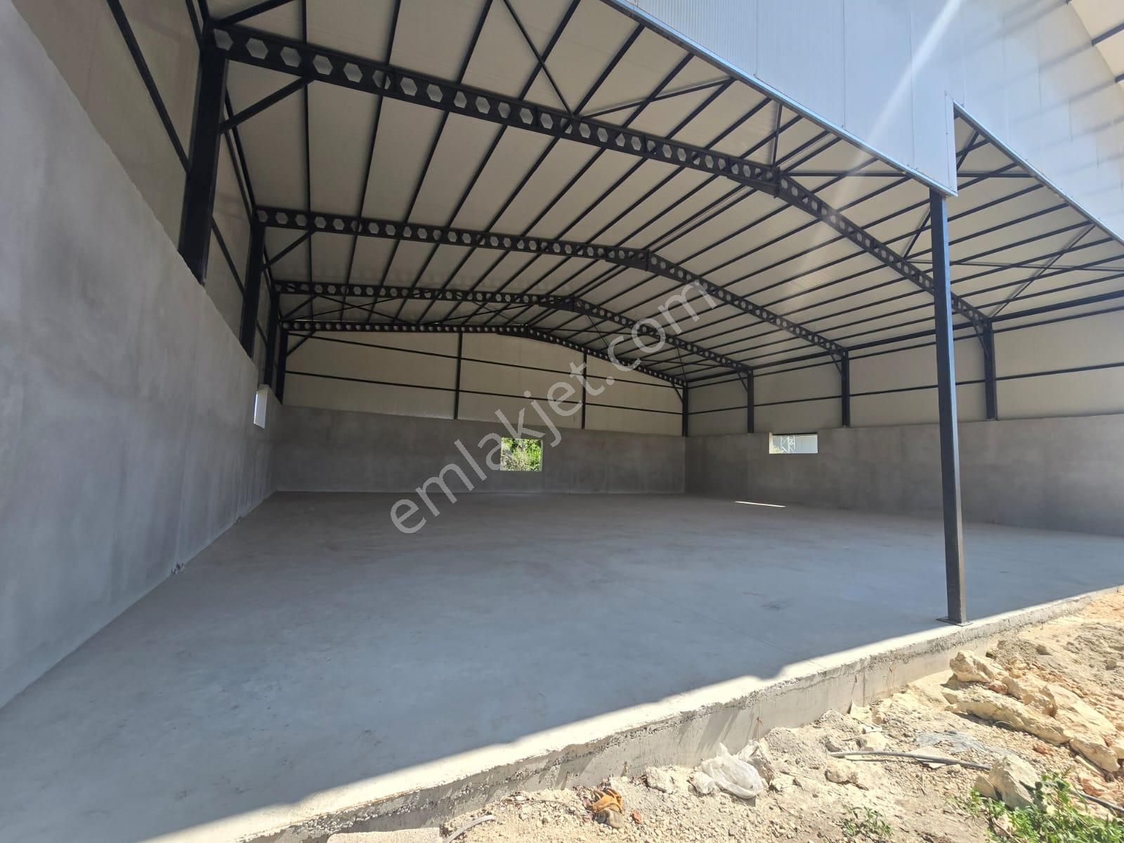 Aktif ' Den Elvanlı ' Da Cadde Üstü Kiralık Depo - Görsel 6