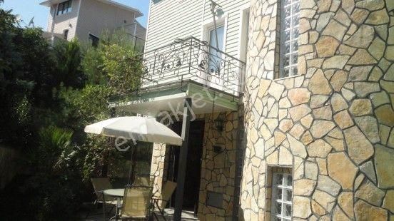 Mudanya Bademli'de Satılık 5+2 Manzaralı Villa - Görsel 11