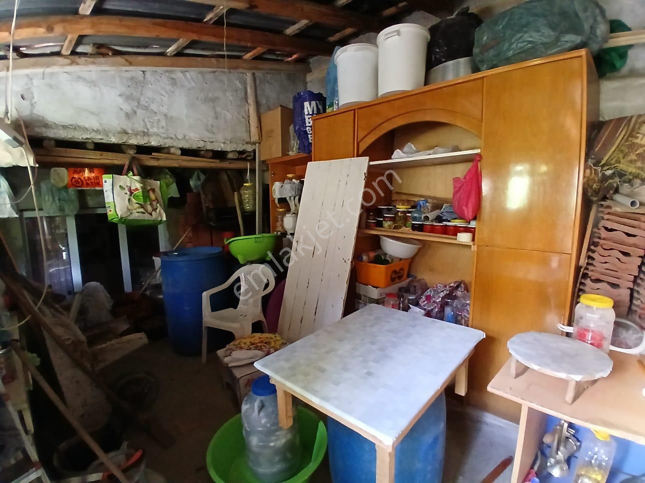 Akçay Emlak'tan Akşehir Anıt Meydanı Civarında İçi-dışı Komple Bakımlı Satılık Müstakil Ev - Görsel 22