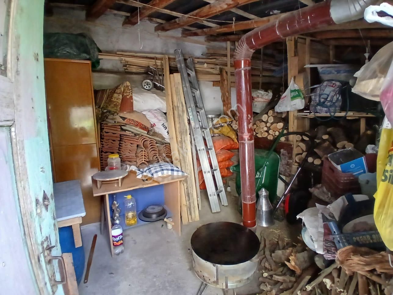 Akçay Emlak'tan Akşehir Anıt Meydanı Civarında İçi-dışı Komple Bakımlı Satılık Müstakil Ev - Görsel 21