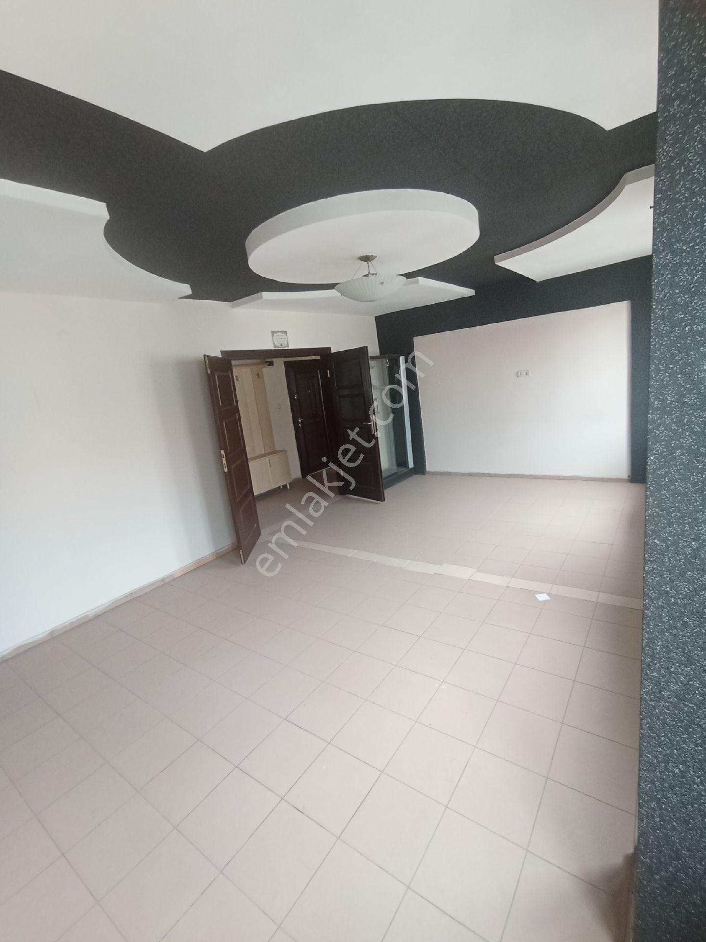 Sivas Yıldız Gayrımenkul'den Bankalar Caddesi Kiralık 1+1 Ofis (asansörlü) - Görsel 12