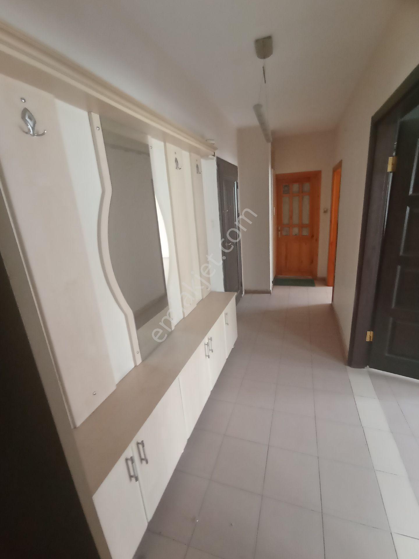 Sivas Yıldız Gayrımenkul'den Bankalar Caddesi Kiralık 1+1 Ofis (asansörlü) - Görsel 10