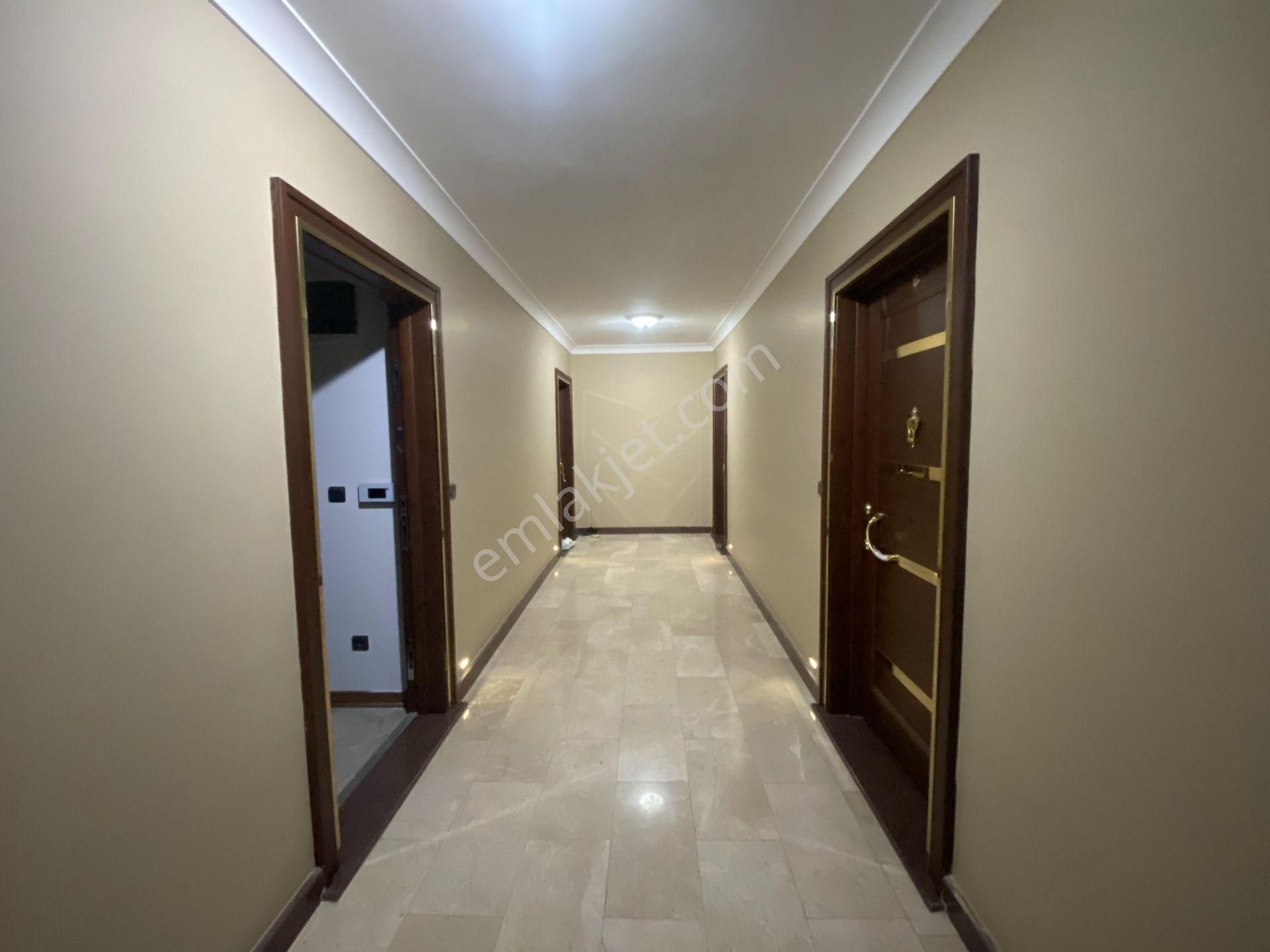 Balıkesir Ayvalık Sarımsaklı Da Satılık Daire.denize Sıfır - Görsel 2