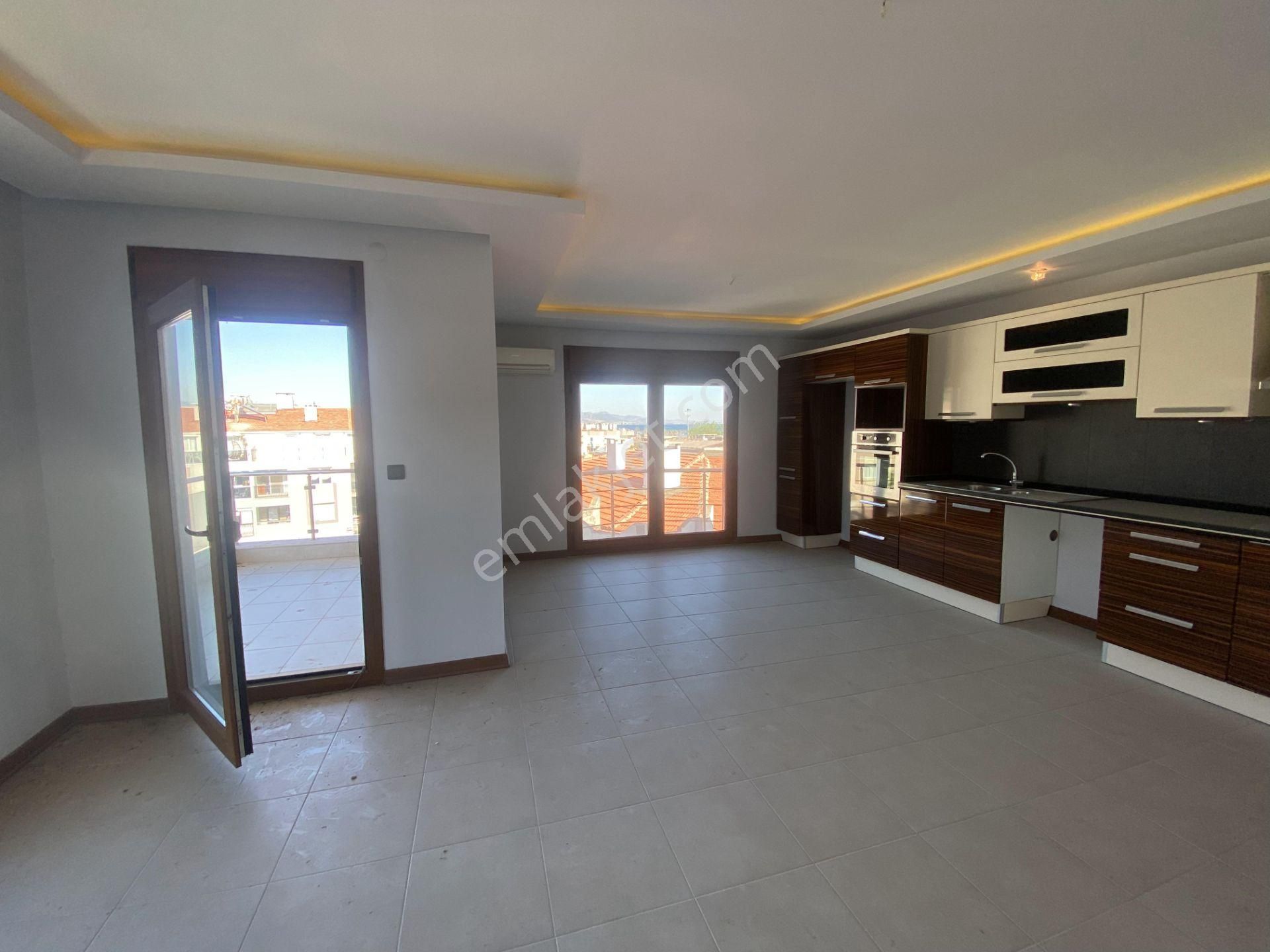 Balıkesir Ayvalık Sarımsaklı Da Satılık Daire.denize Sıfır - Görsel 12