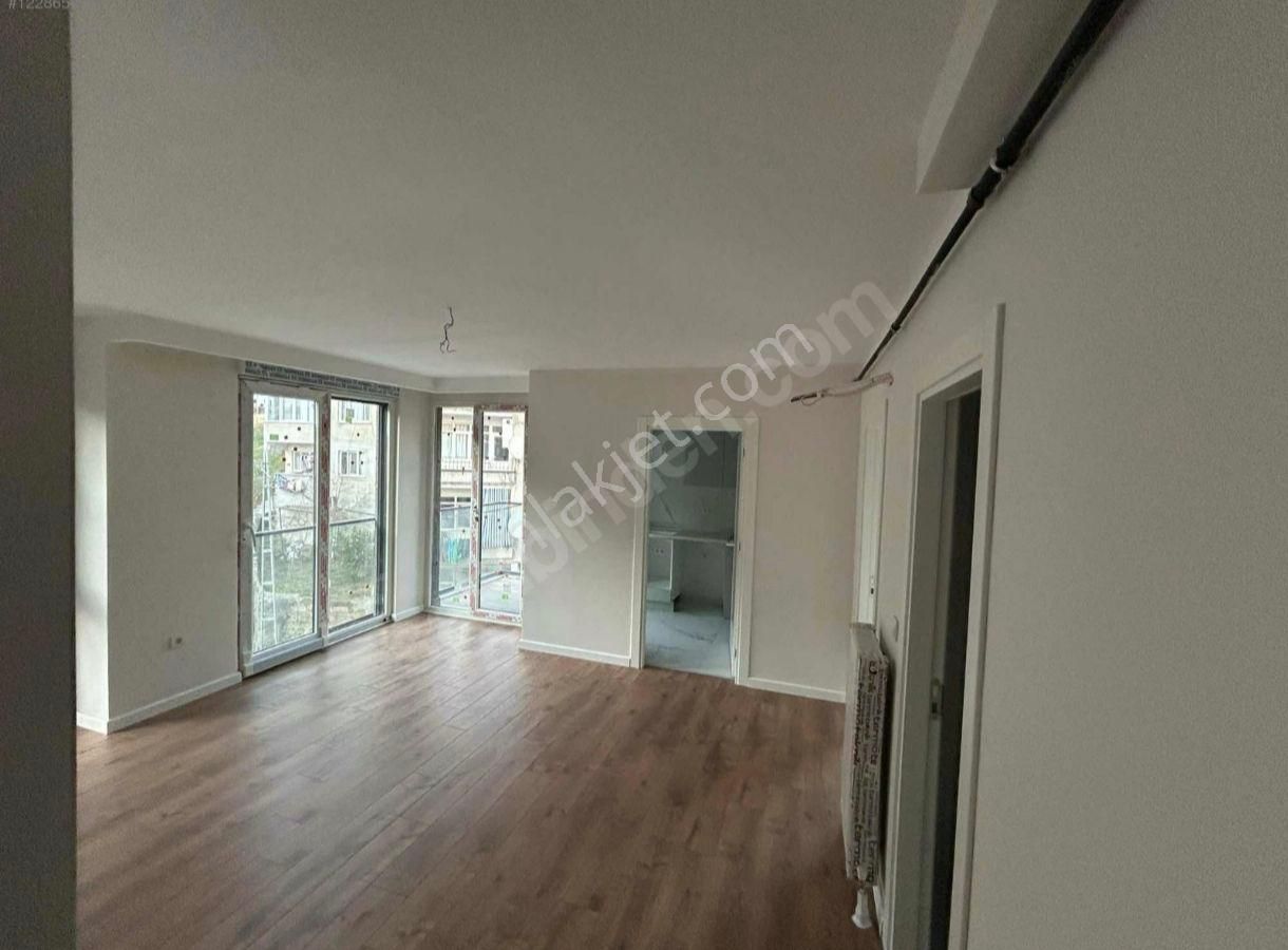 Beykoz Dedeoğlu Sitede Kredili Lüx Arakat Daire - Görsel 13