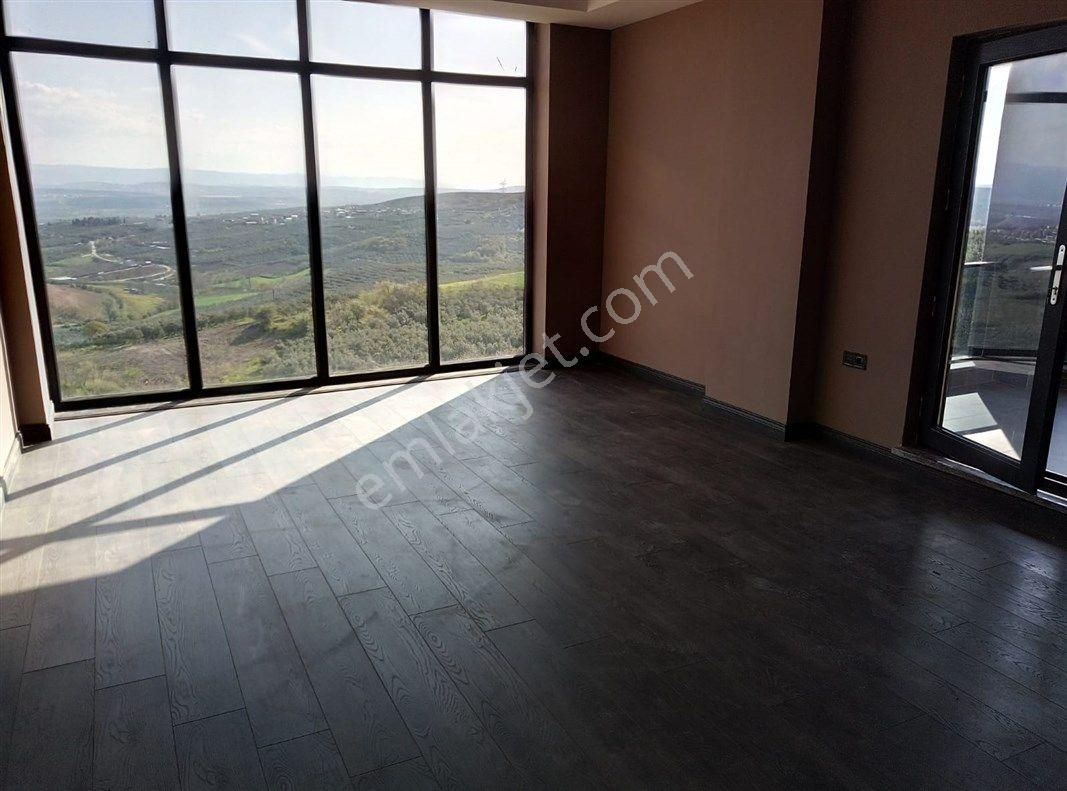 Mudanya Bademli'de Satılık 500 M2 Bahçeli Manzaralı Villa - Görsel 4