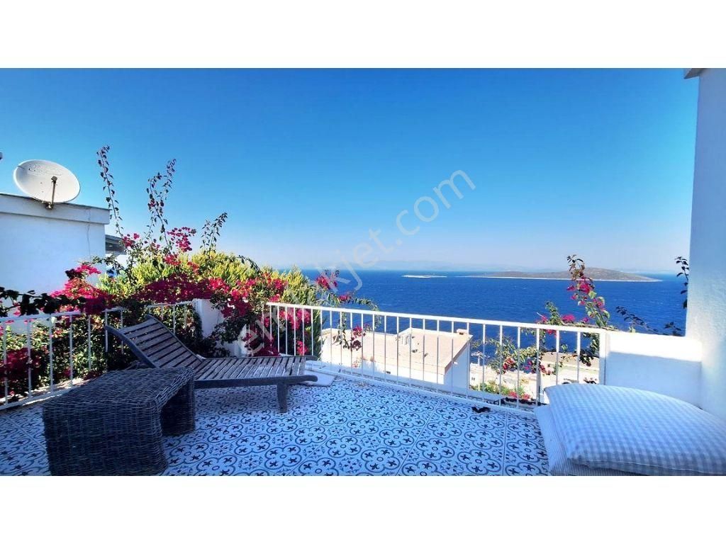 Bodrum Gündoğan Satılık Deniz Manzaralı Müstakil Villa