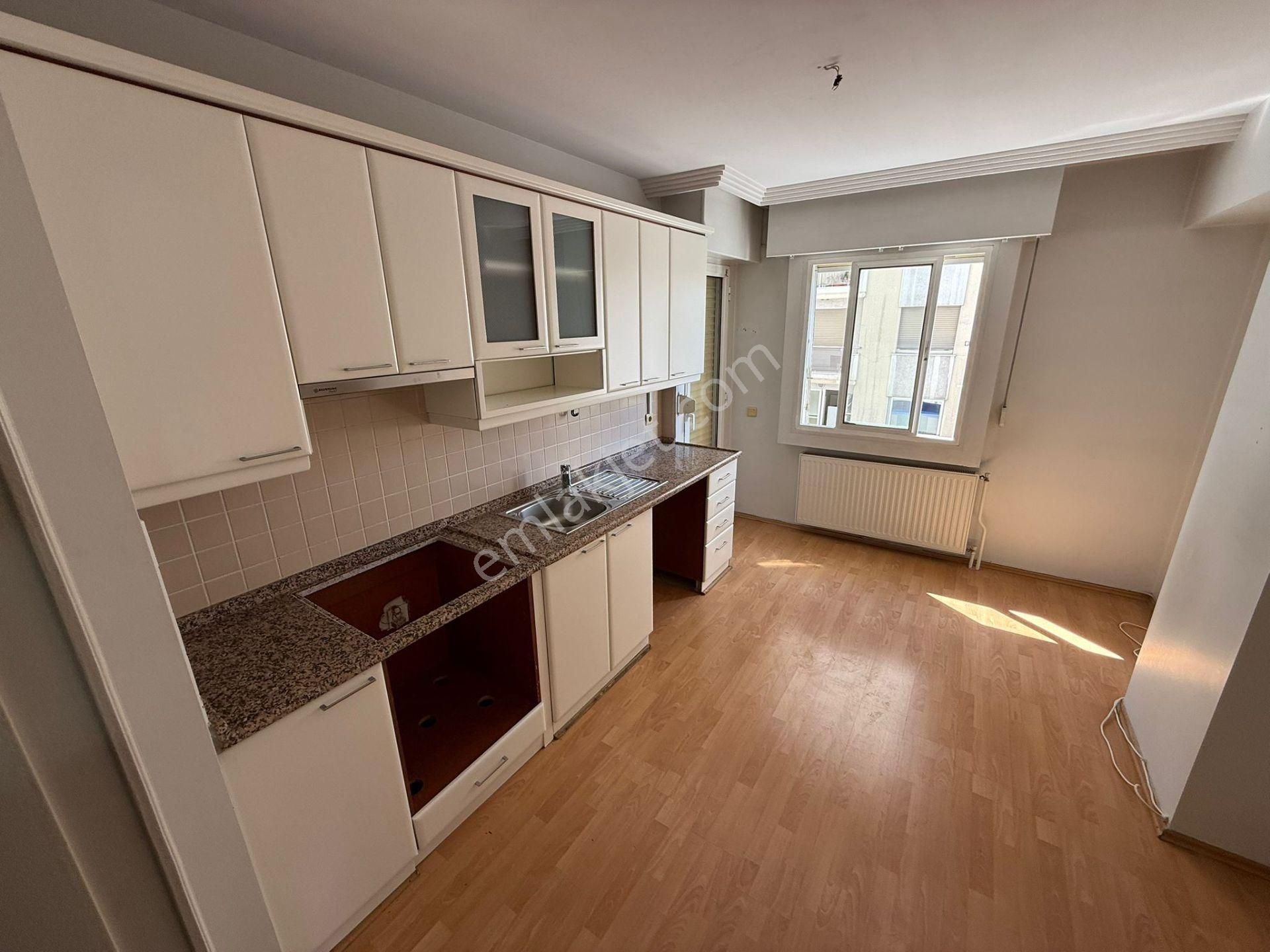 İnönü Cad Üzerinde Otoparklı Asansörlü 4+1 220 M² Satılık Daire - Görsel 22