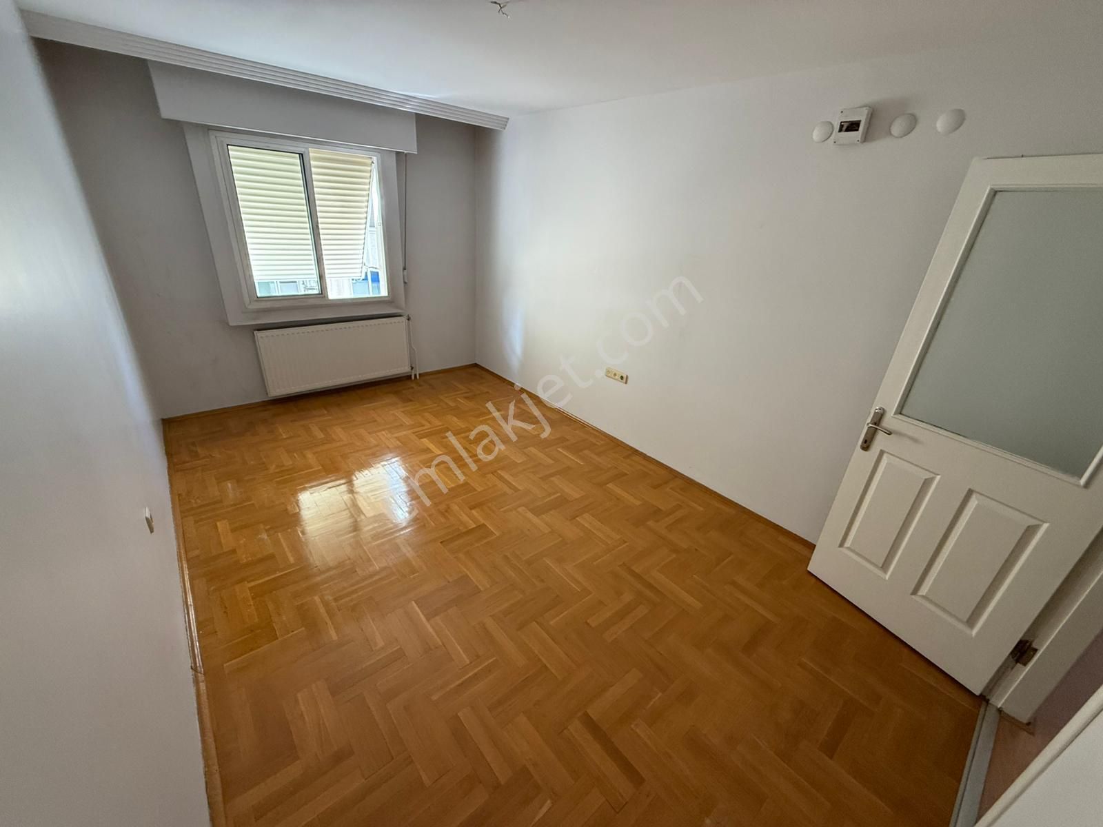 İnönü Cad Üzerinde Otoparklı Asansörlü 4+1 220 M² Satılık Daire - Görsel 11