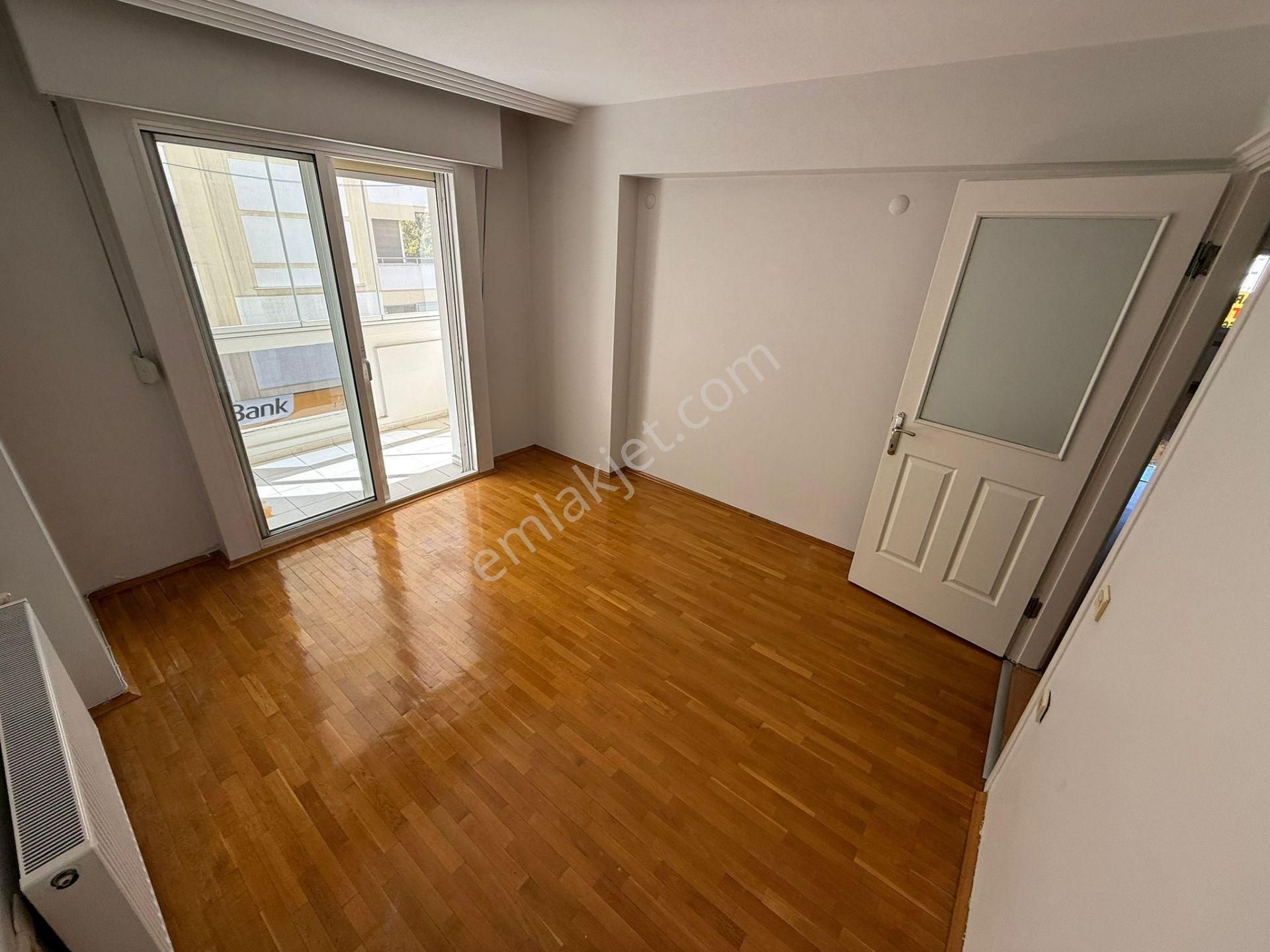 İnönü Cad Üzerinde Otoparklı Asansörlü 4+1 220 M² Satılık Daire - Görsel 9