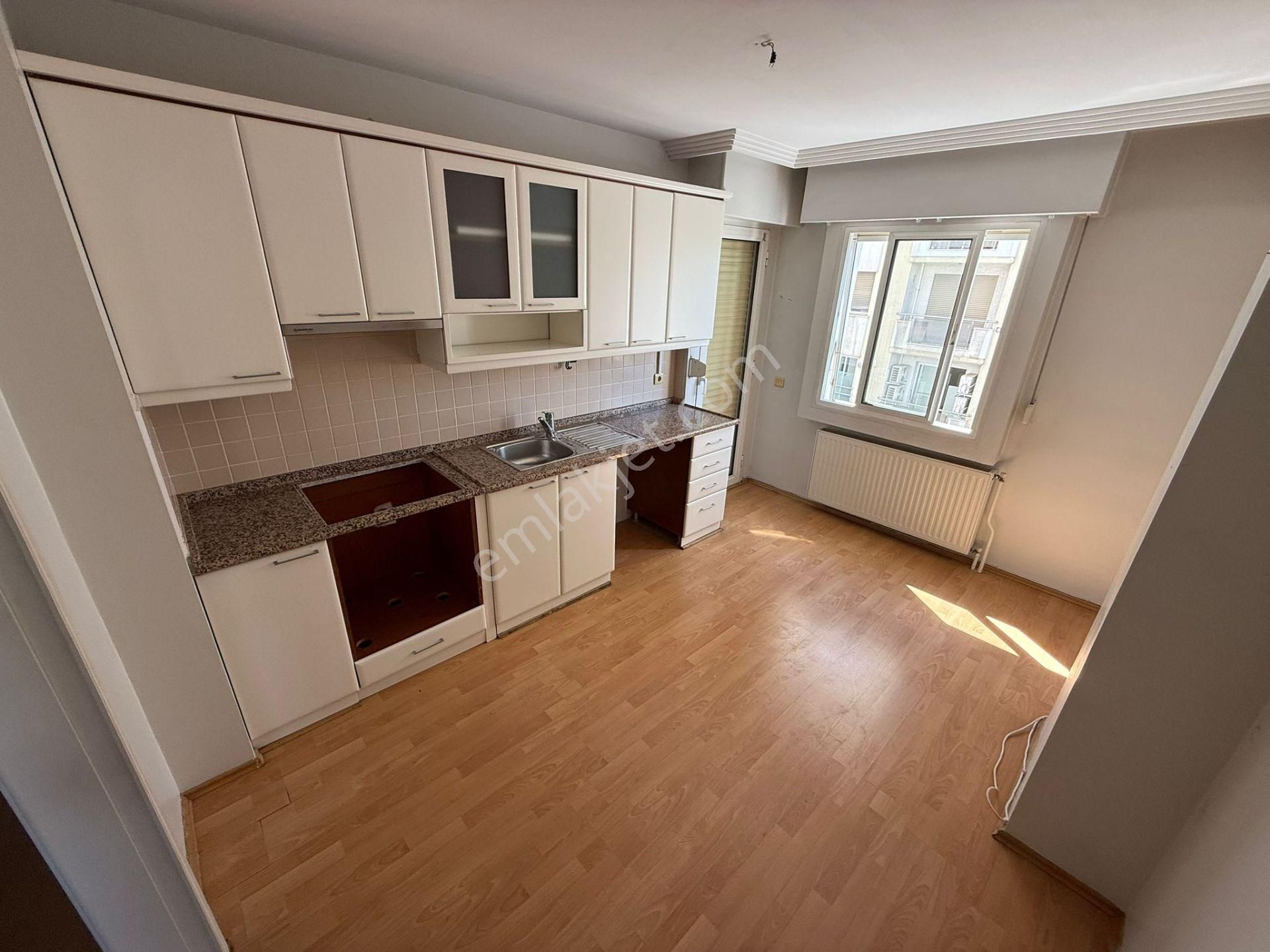 İnönü Cad Üzerinde Otoparklı Asansörlü 4+1 220 M² Satılık Daire - Görsel 23