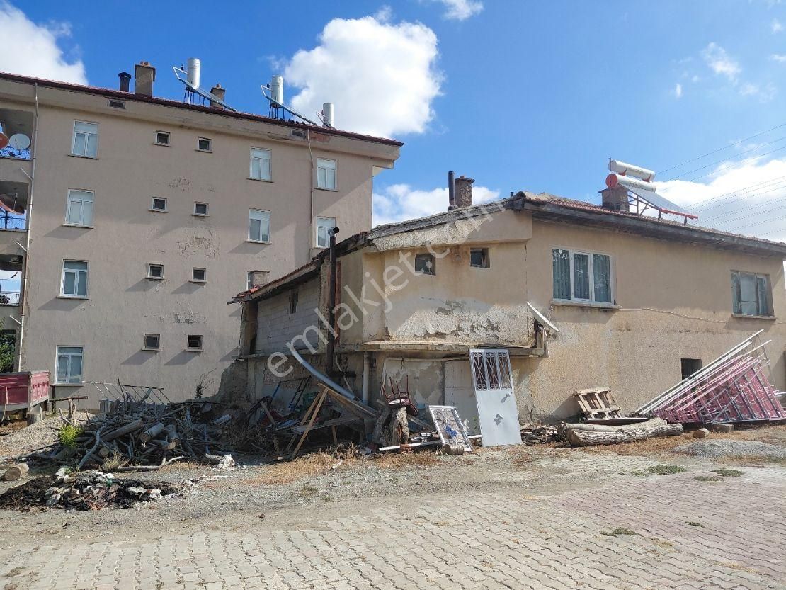 Bizim Emlaktan 2 Katlı Bahçeli Mustakil Arsa Parasına - Görsel 17