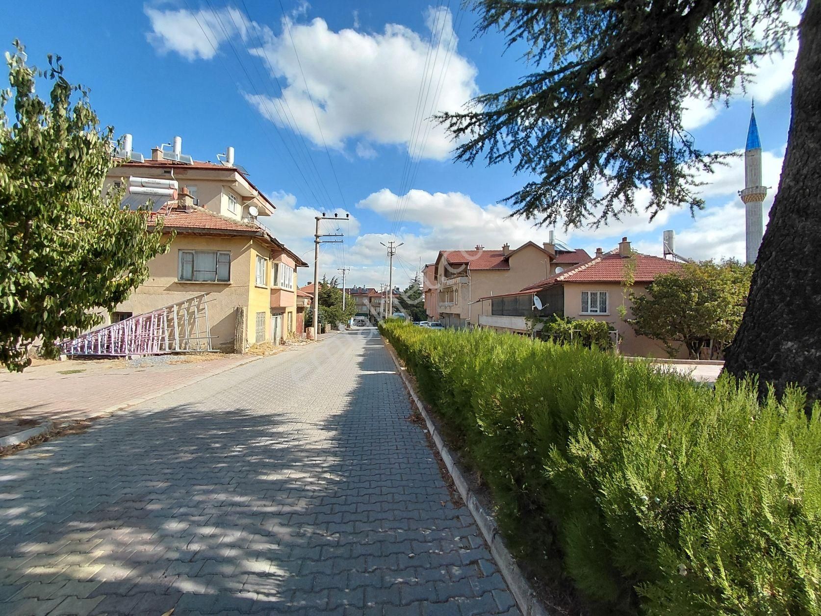 Bizim Emlaktan 2 Katlı Bahçeli Mustakil Arsa Parasına - Görsel 27