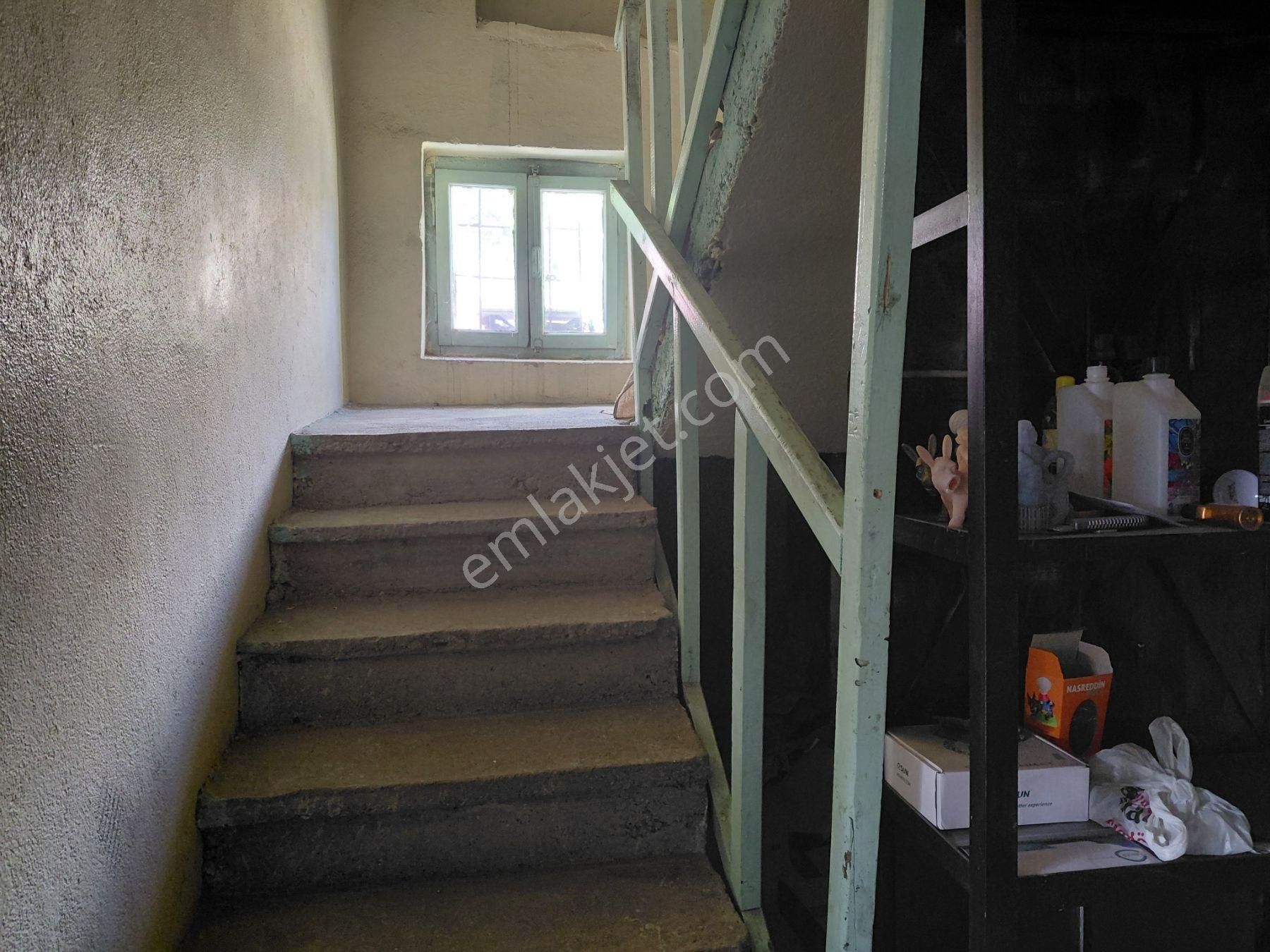 Bizim Emlaktan 2 Katlı Bahçeli Mustakil Arsa Parasına - Görsel 10