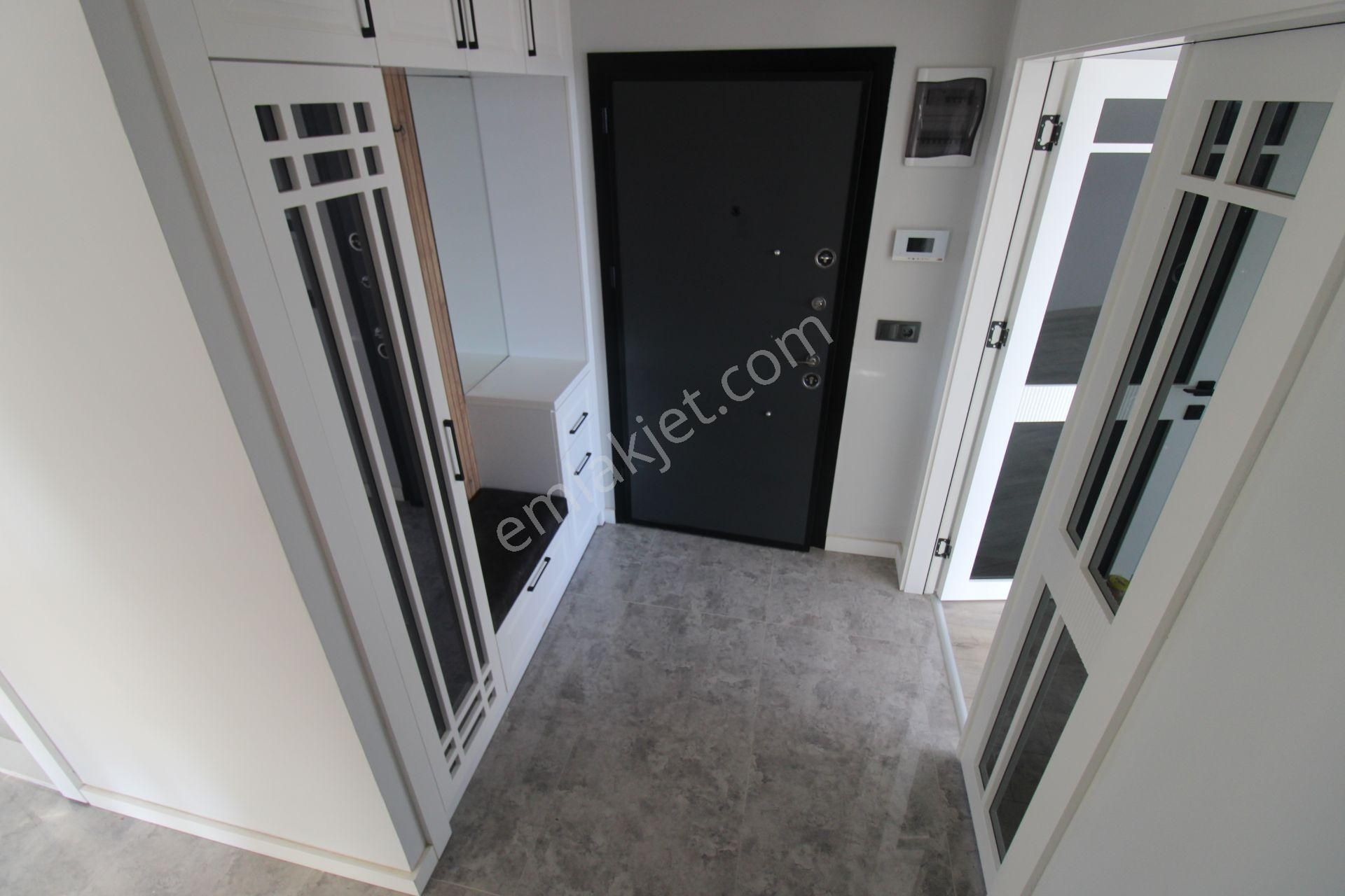 Mezitli De 2+1 Cepheleri Açık Lüx Daire - Görsel 9