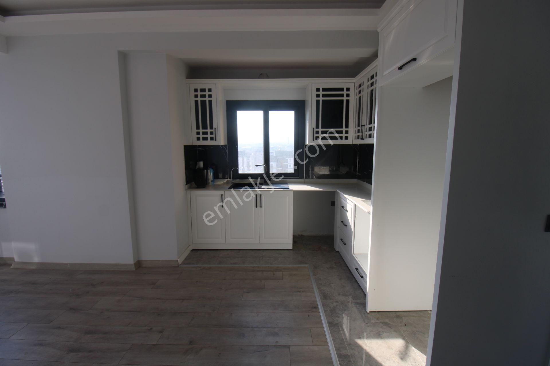 Mezitli De 2+1 Cepheleri Açık Lüx Daire - Görsel 5