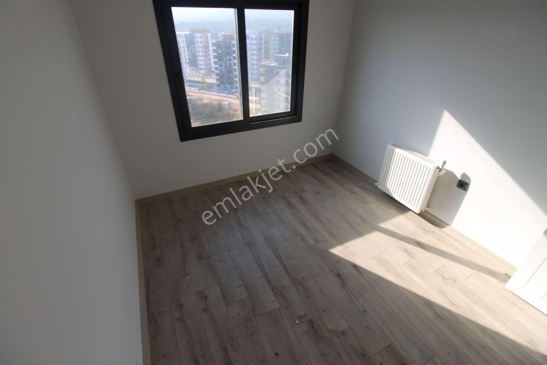 Mezitli De 2+1 Cepheleri Açık Lüx Daire - Görsel 12