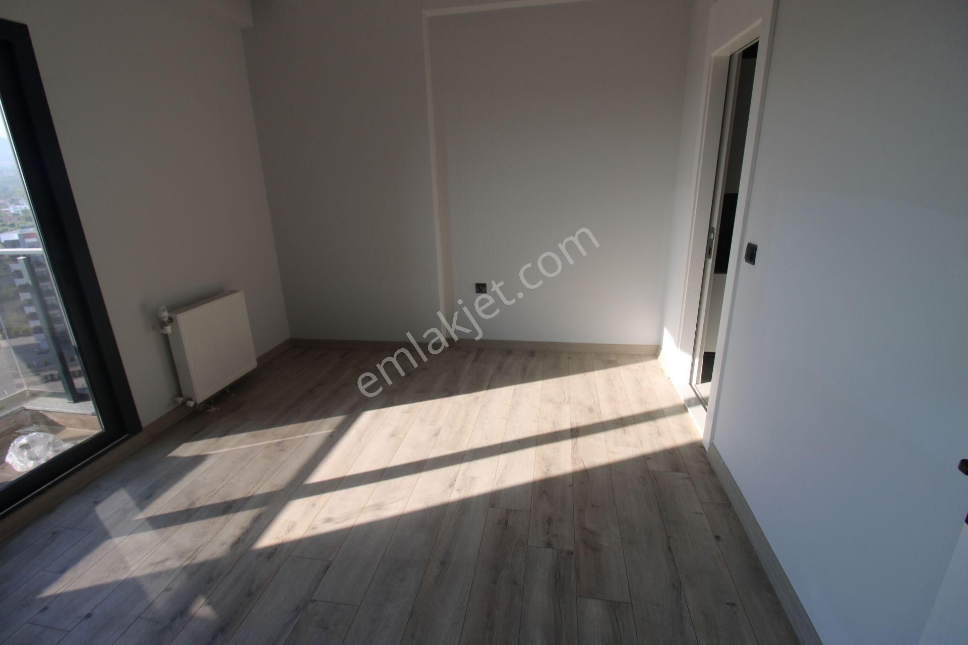 Mezitli De 2+1 Cepheleri Açık Lüx Daire - Görsel 13