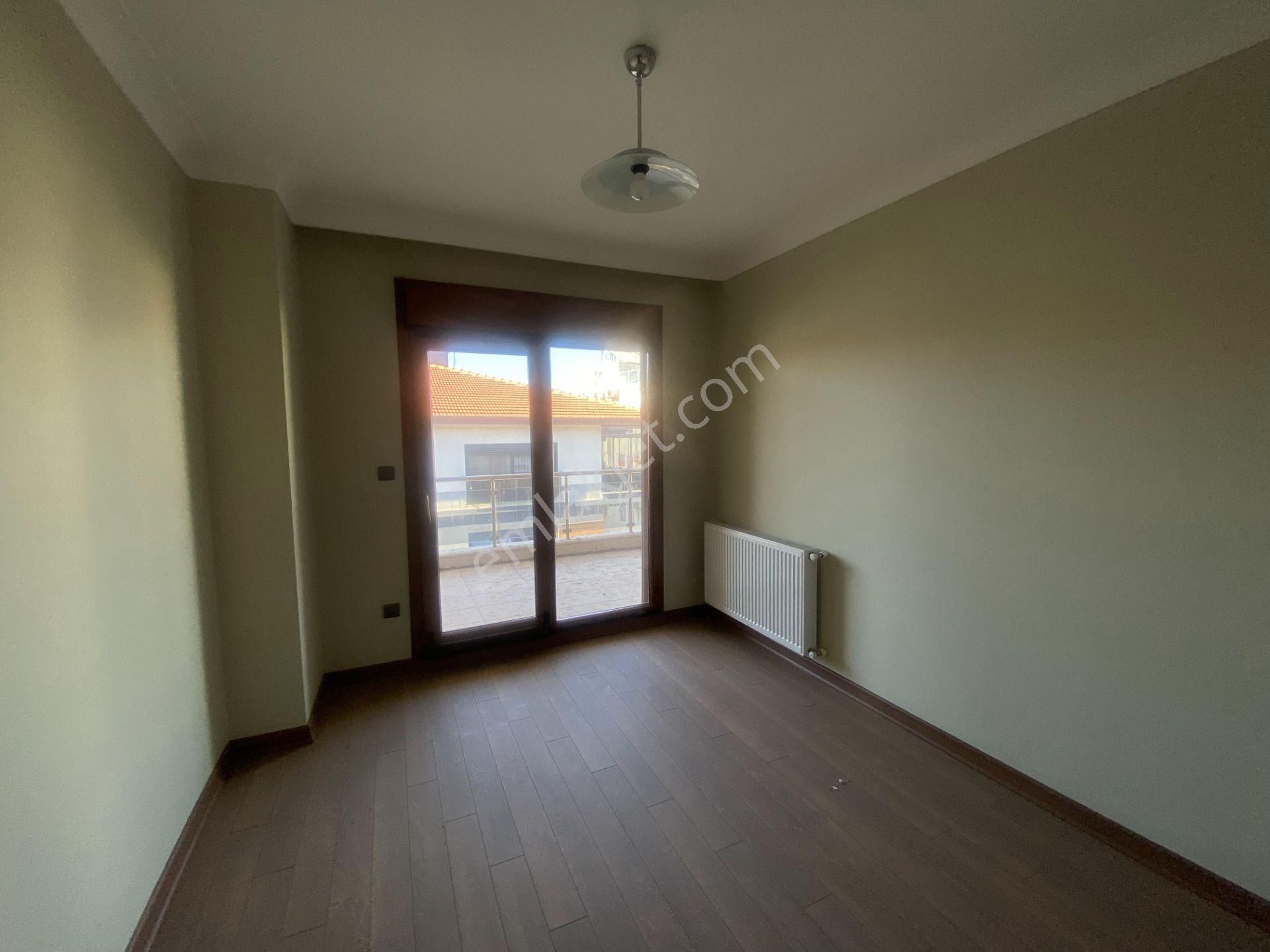 Ayvalık Sarımsaklı Da Satılık Daire.denize 180 Metre Mesafede - Görsel 6