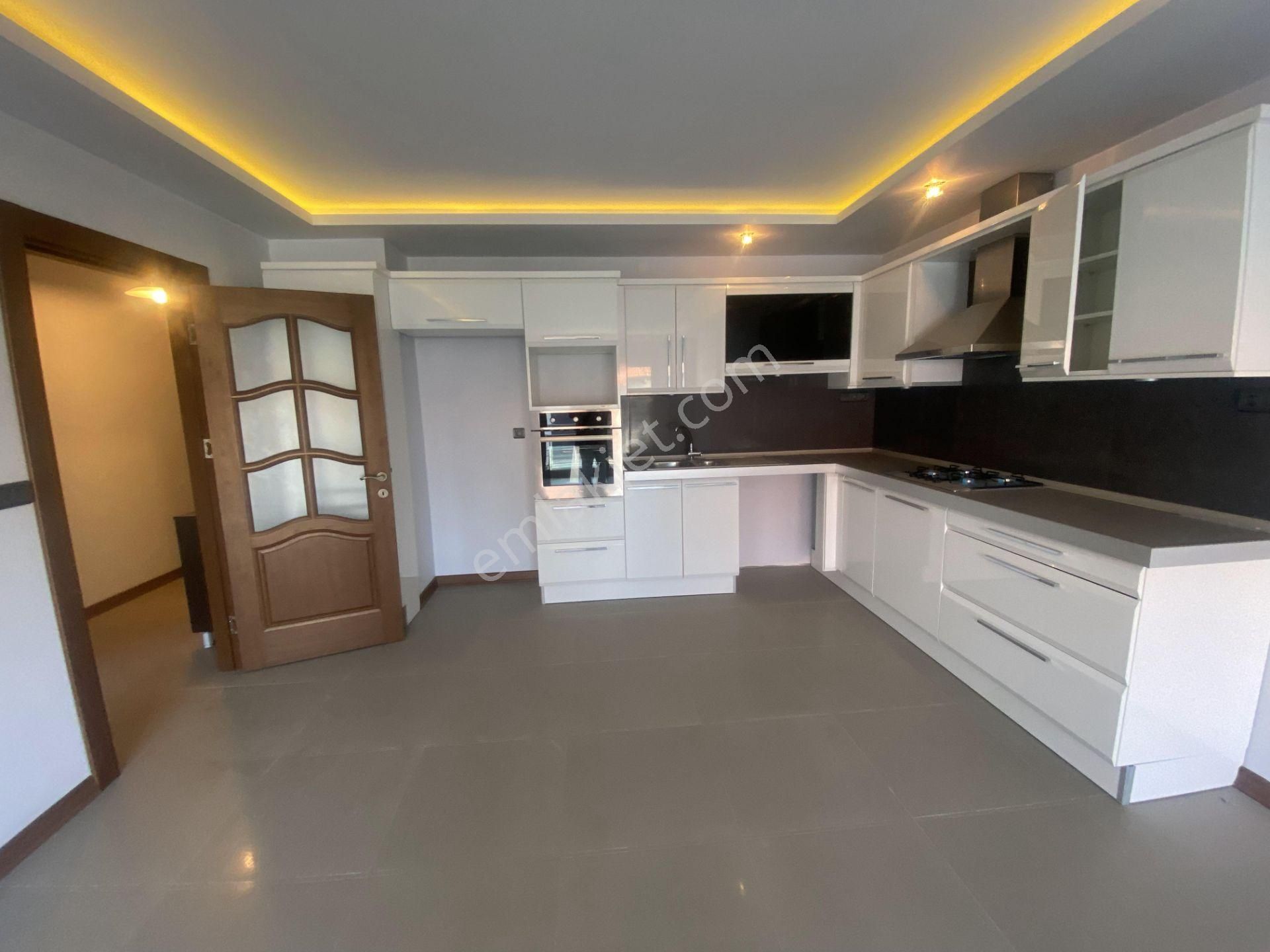 Ayvalık Sarımsaklı Da Satılık Daire.denize 180 Metre Mesafede - Görsel 10