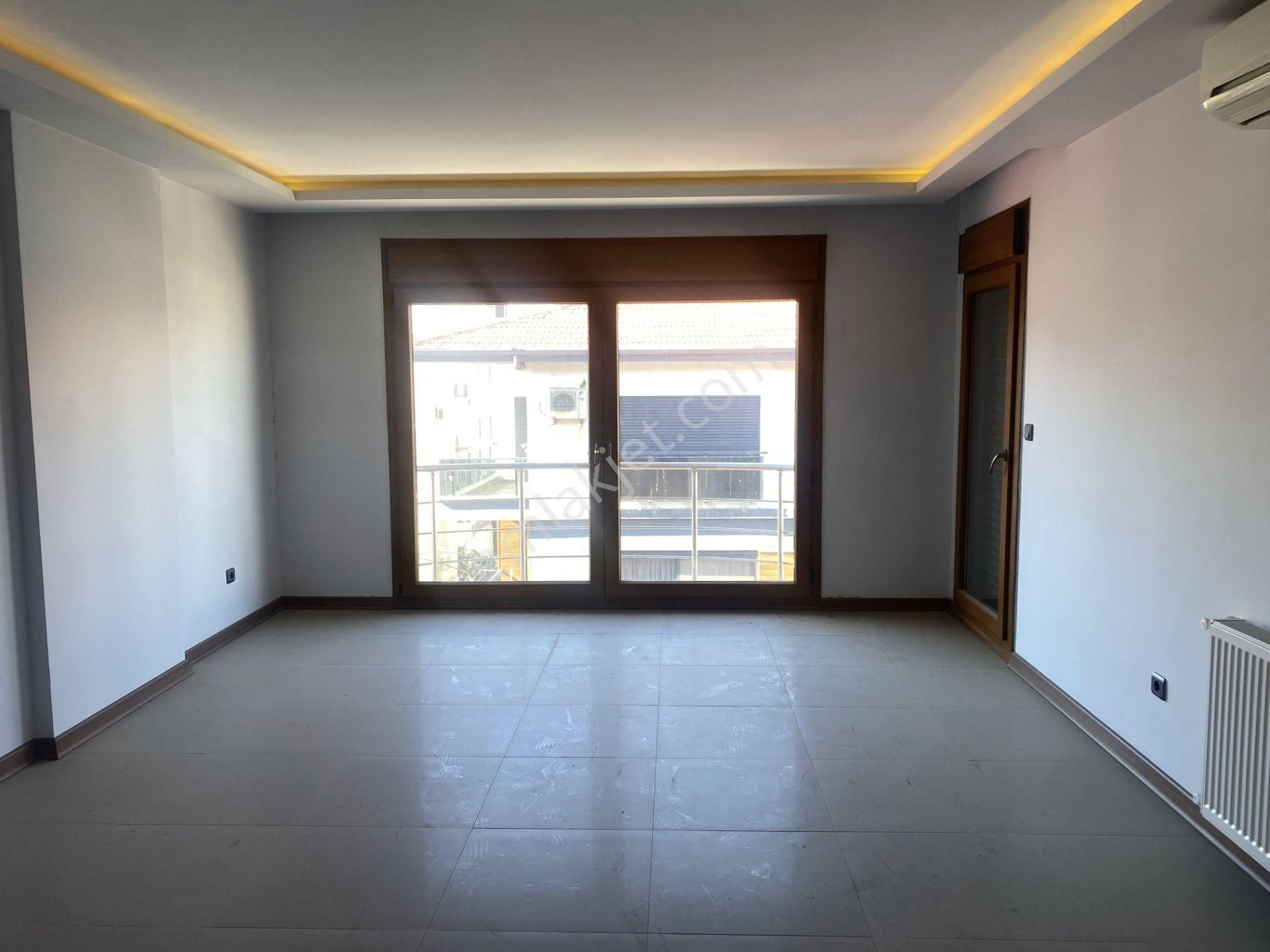 Ayvalık Sarımsaklı Da Satılık Daire.denize 180 Metre Mesafede - Görsel 5