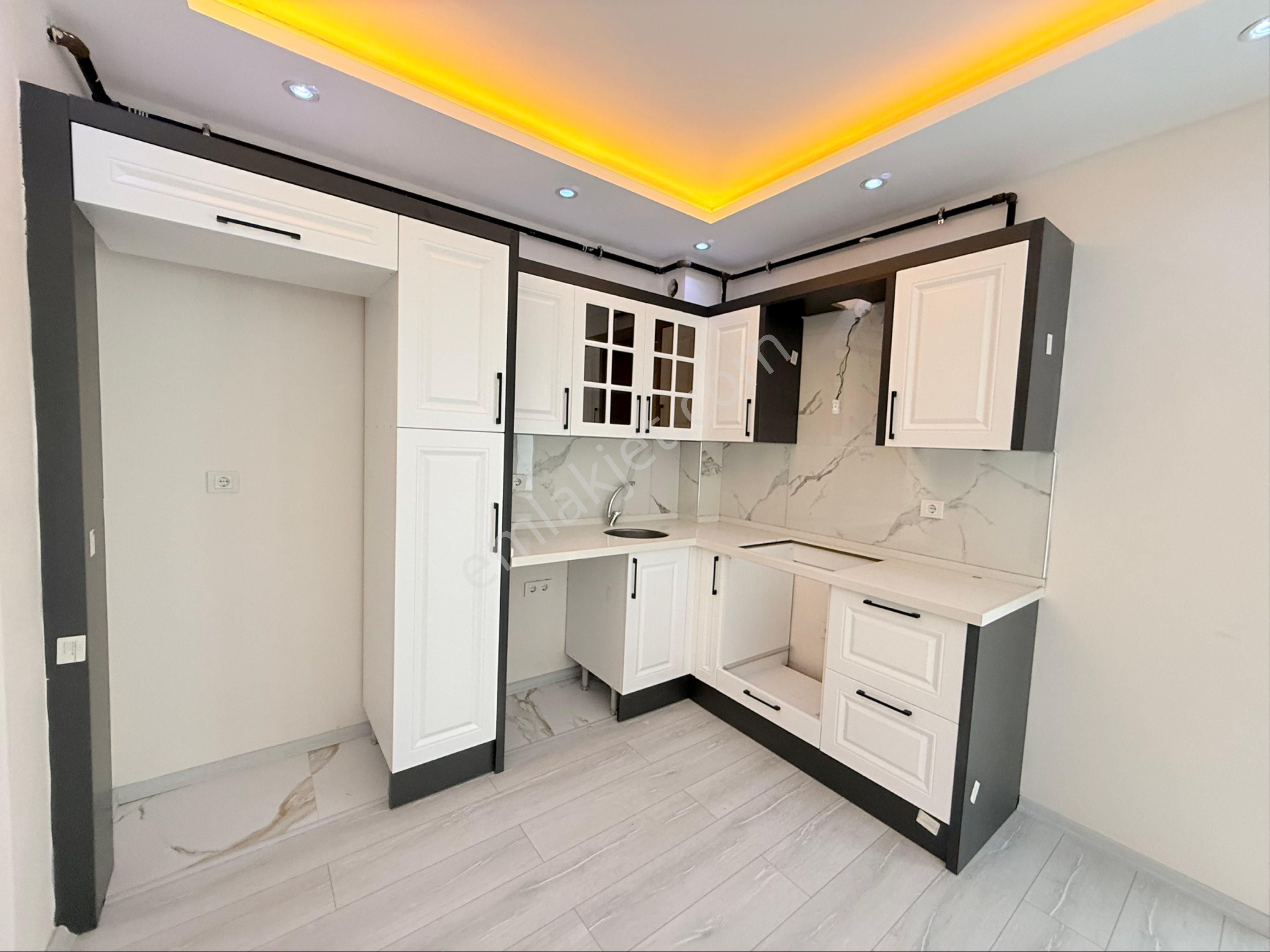Emlak Center'dan Muradiye Mah Satılık 1+1 Sıfır Daire - Görsel 11
