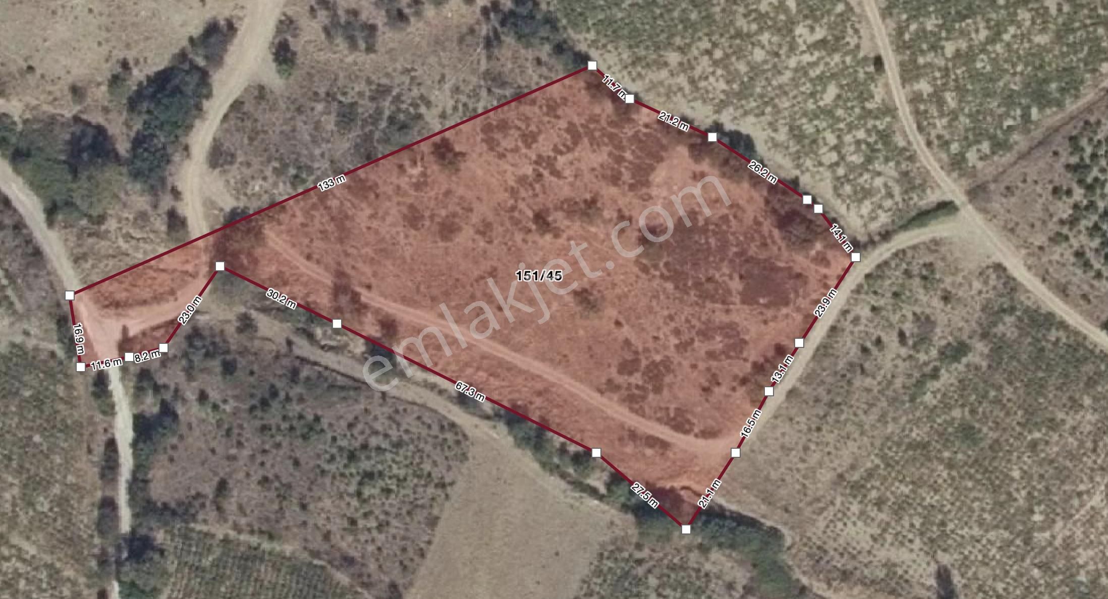 Efemçukuru'nda 8683 M2 Müstakil Tapulu, Su Ve Kadastral Yol Var!