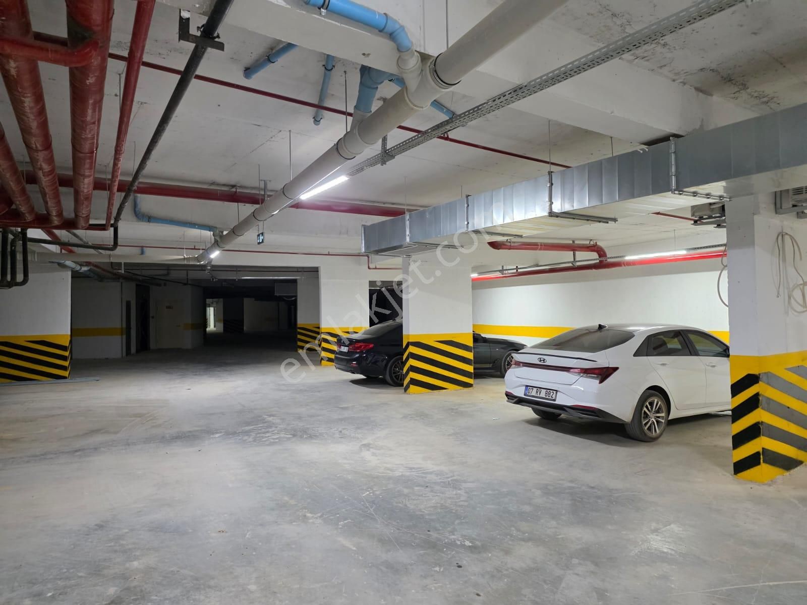 Altıntaş'ta, Müstakil Havuz Ve Teraslı, Satılık 1+1 Lüks Daire - Görsel 15